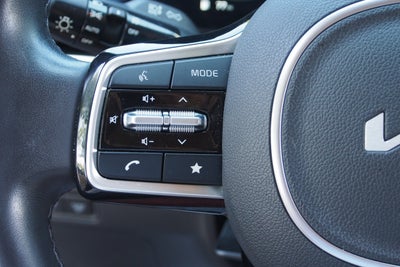 2024 Kia Carnival SX