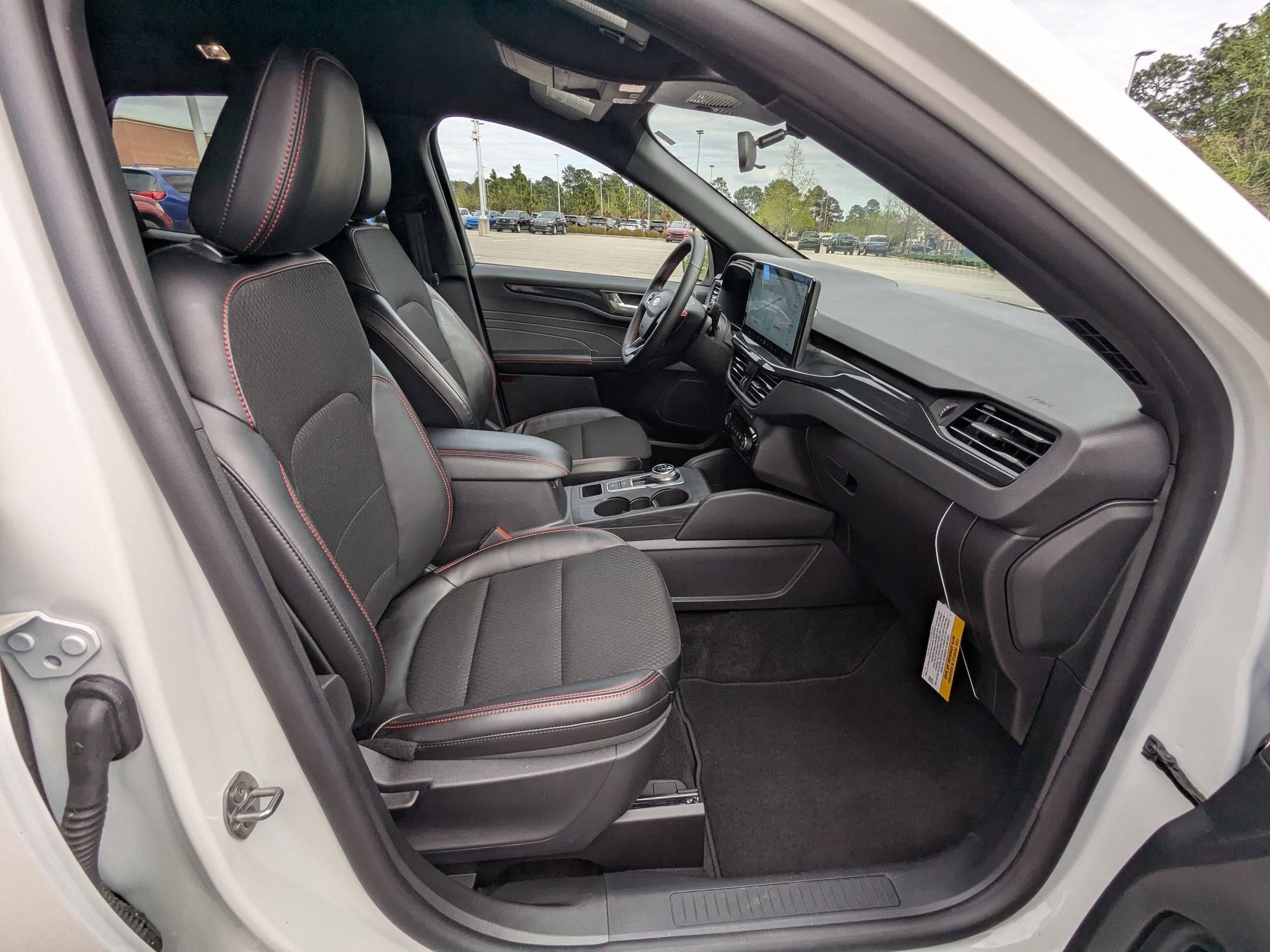 2025 Ford Escape ST-Line - Crossroads Courtesy Demo