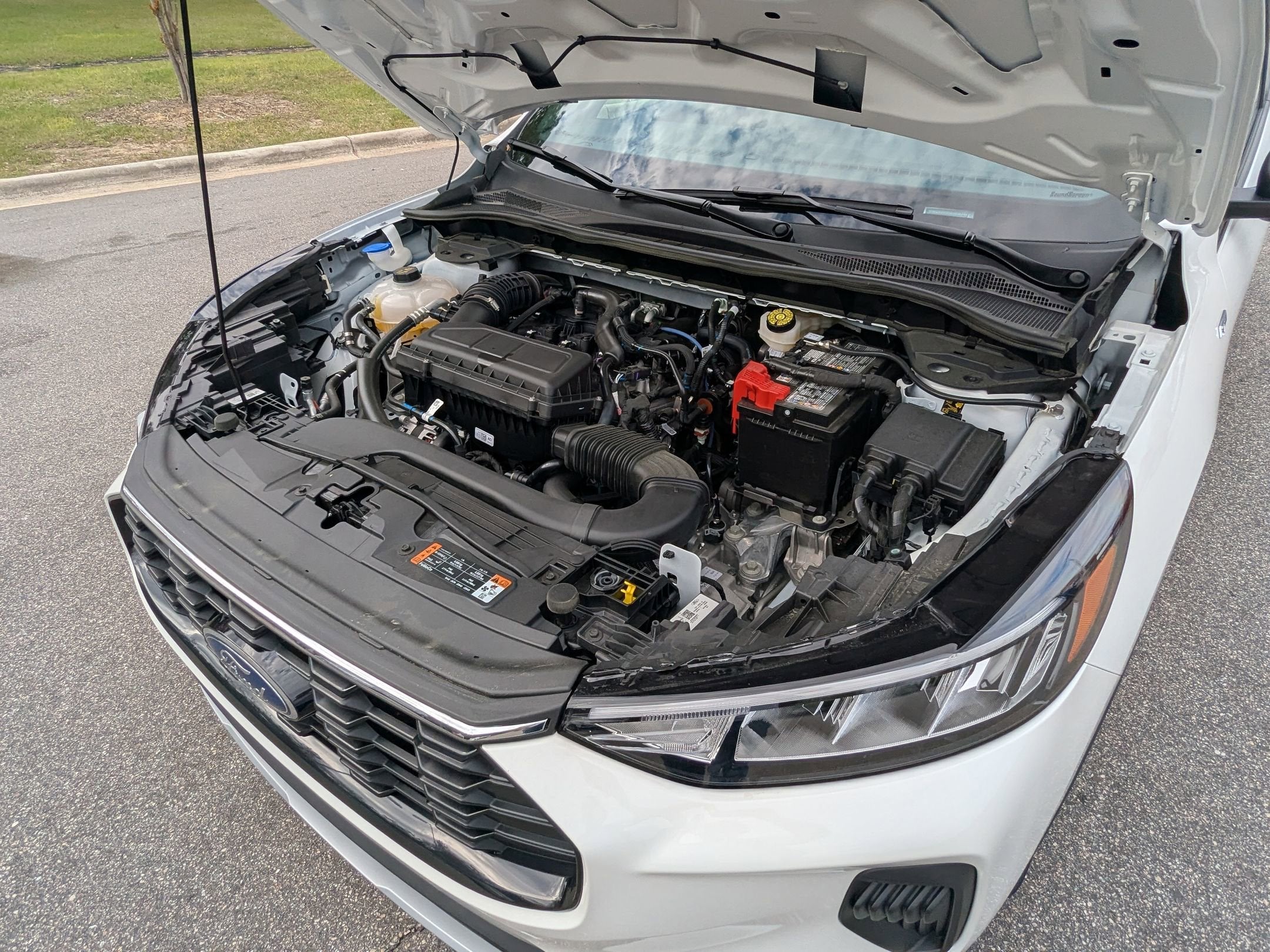 2025 Ford Escape ST-Line - Crossroads Courtesy Demo