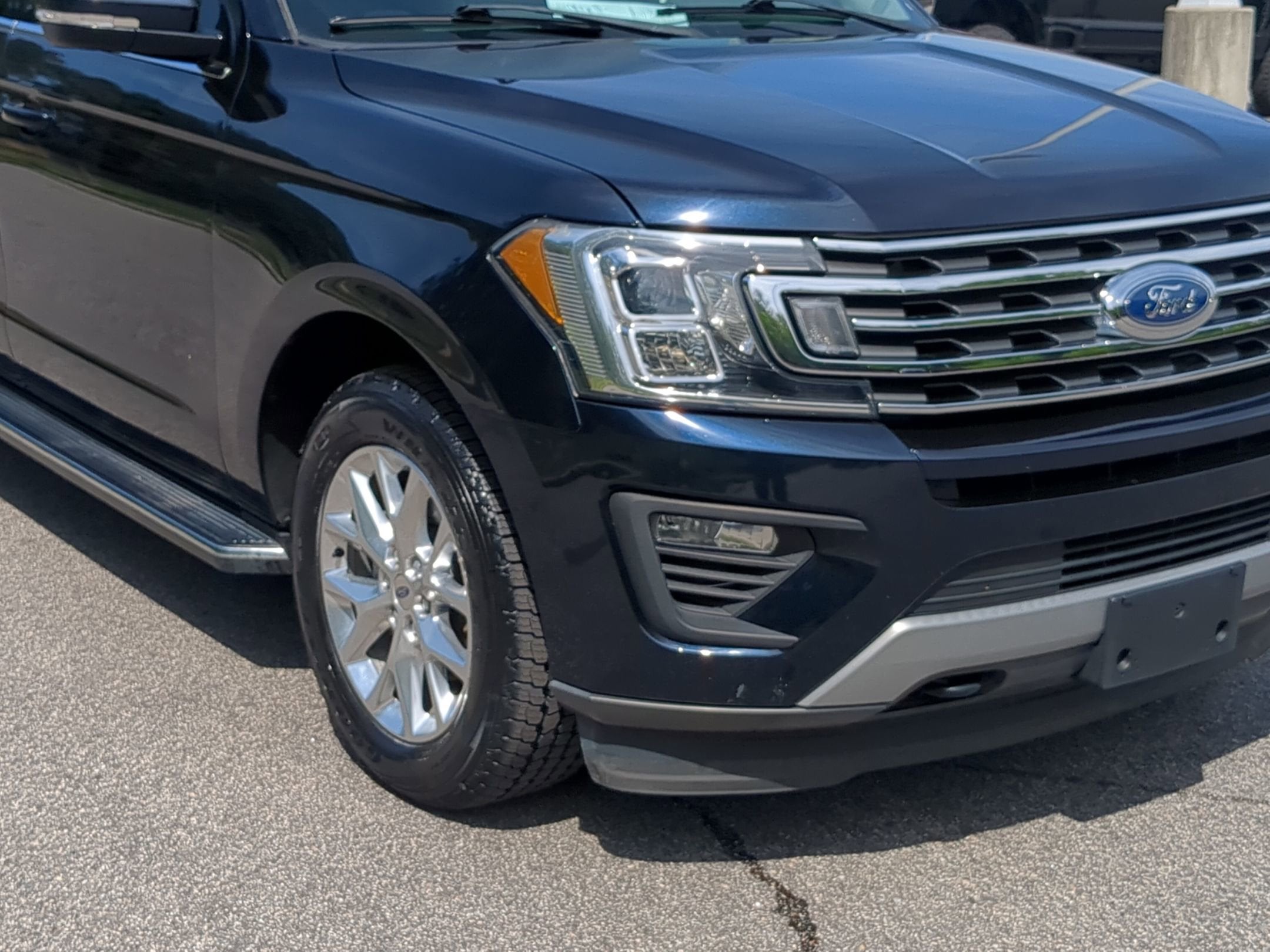 2021 Ford Expedition Max XLT