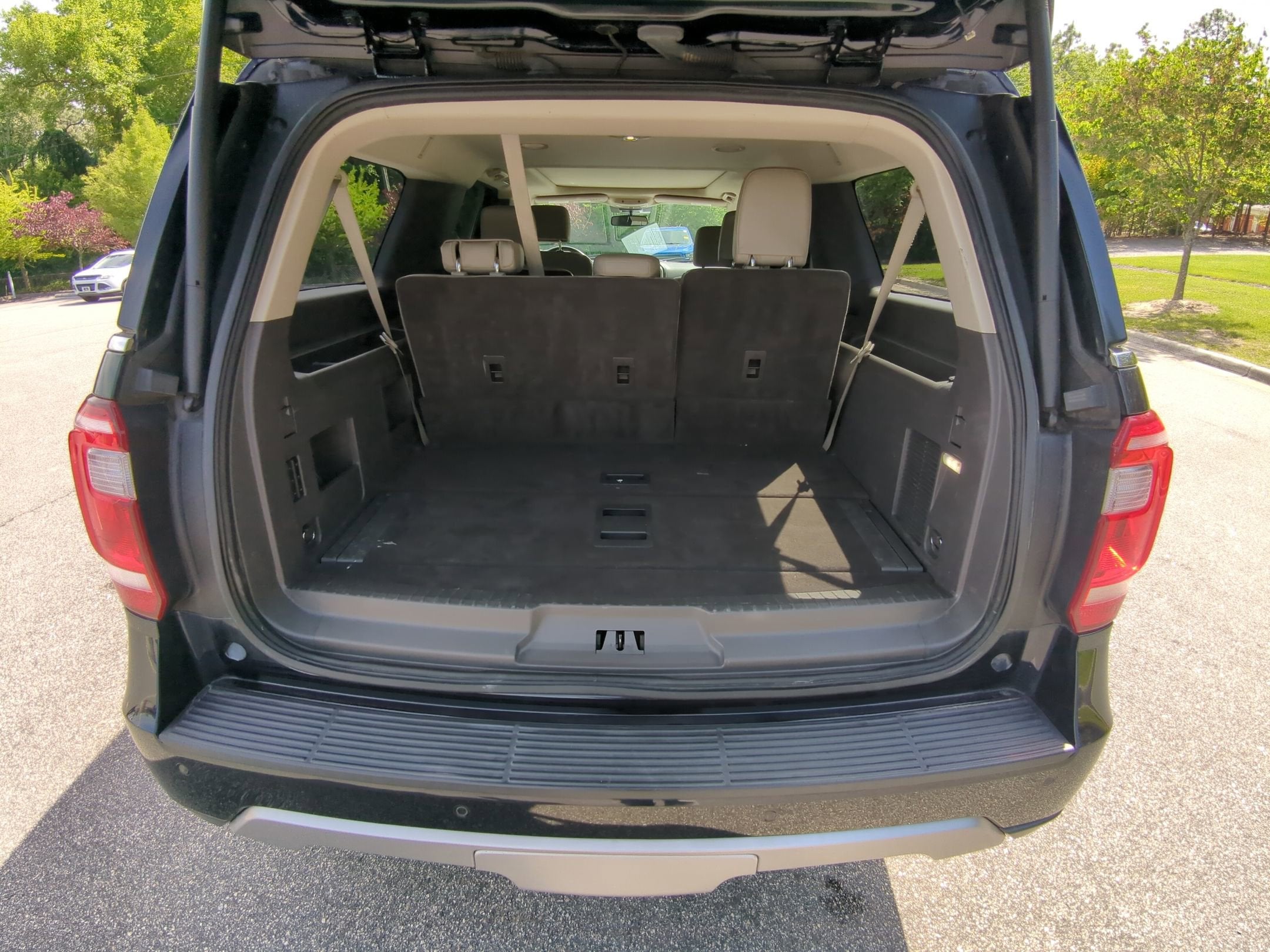 2021 Ford Expedition Max XLT