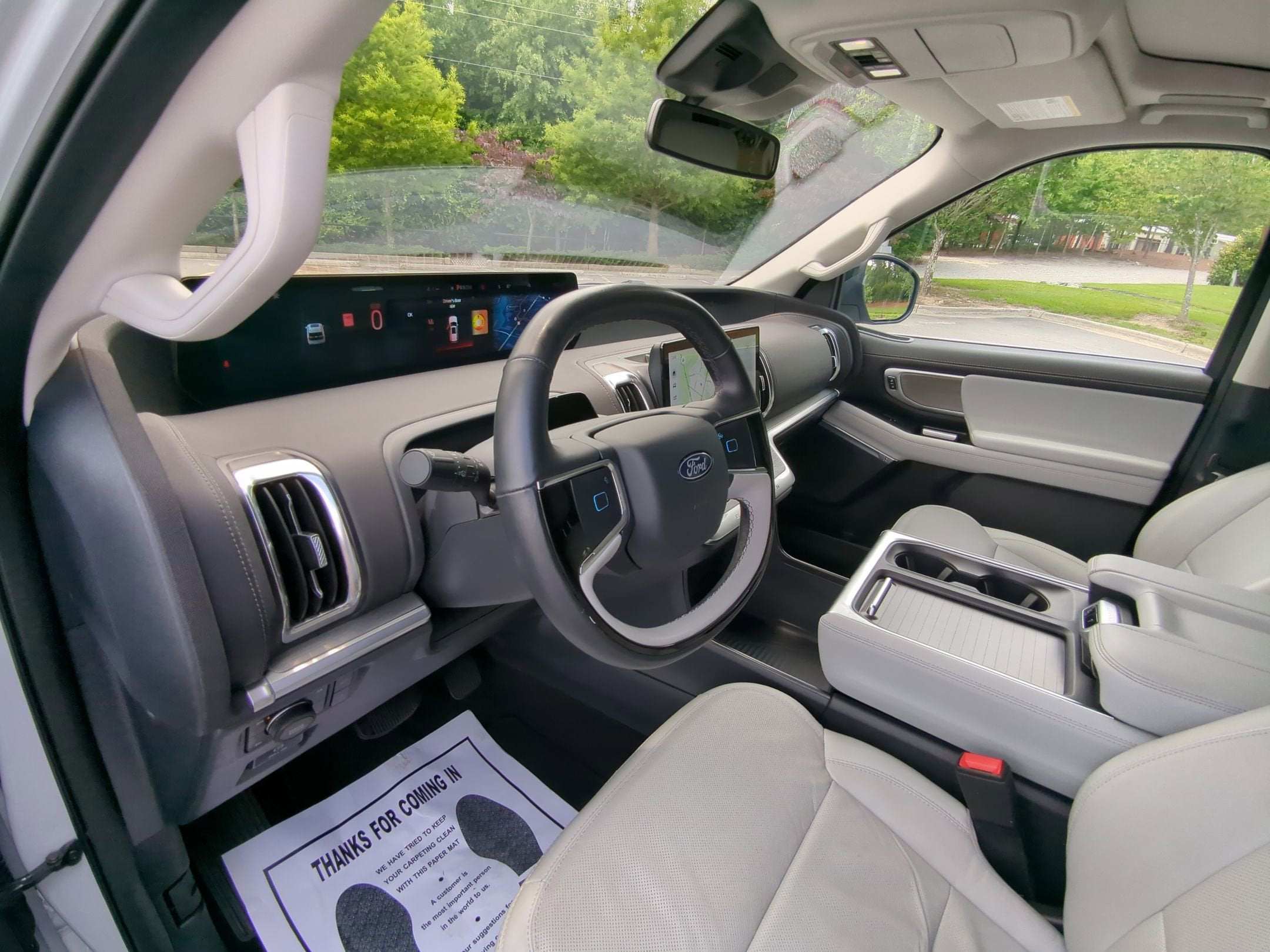 2025 Ford Expedition Platinum