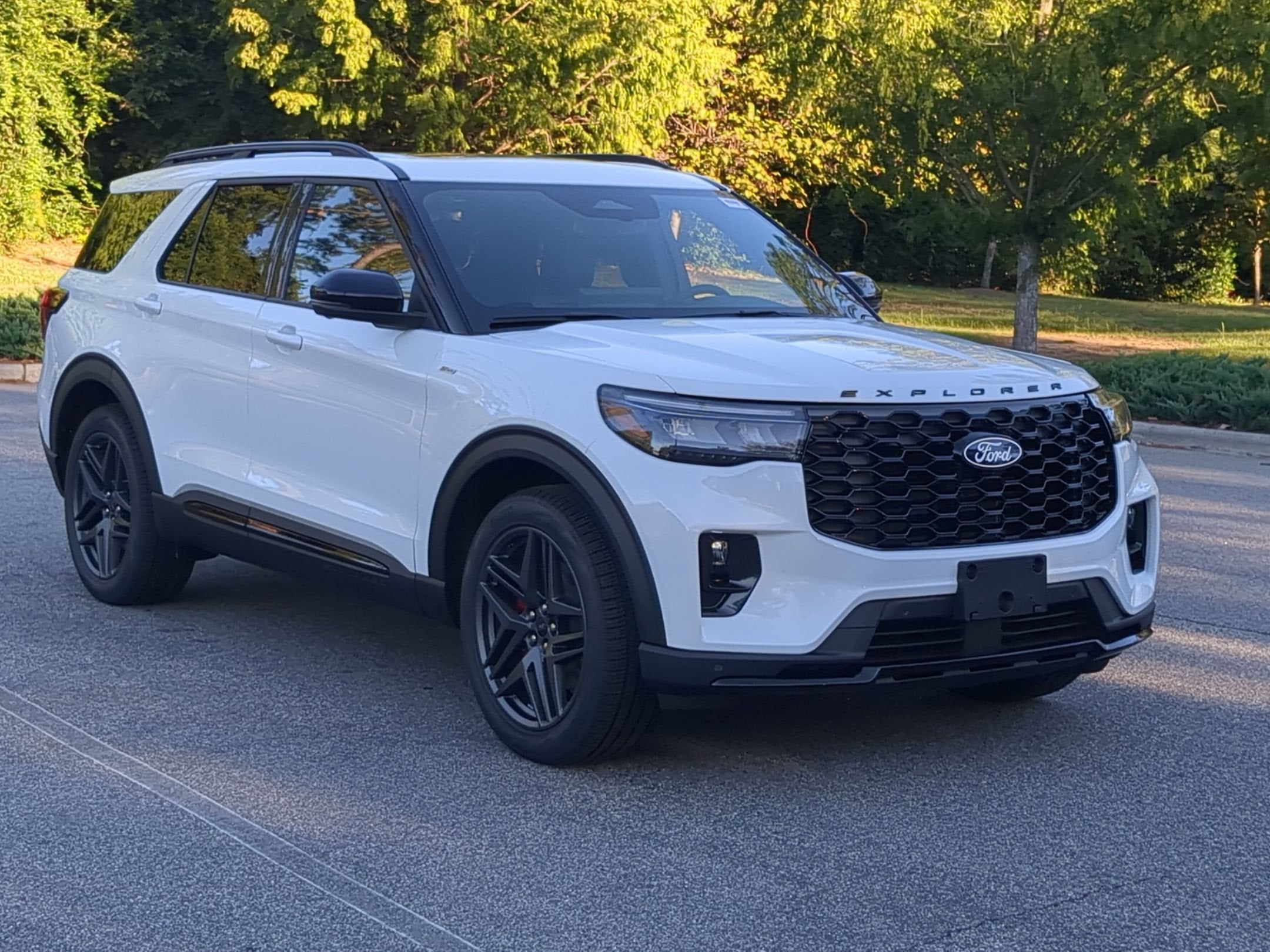 2027 Ford Explorer ST-Line