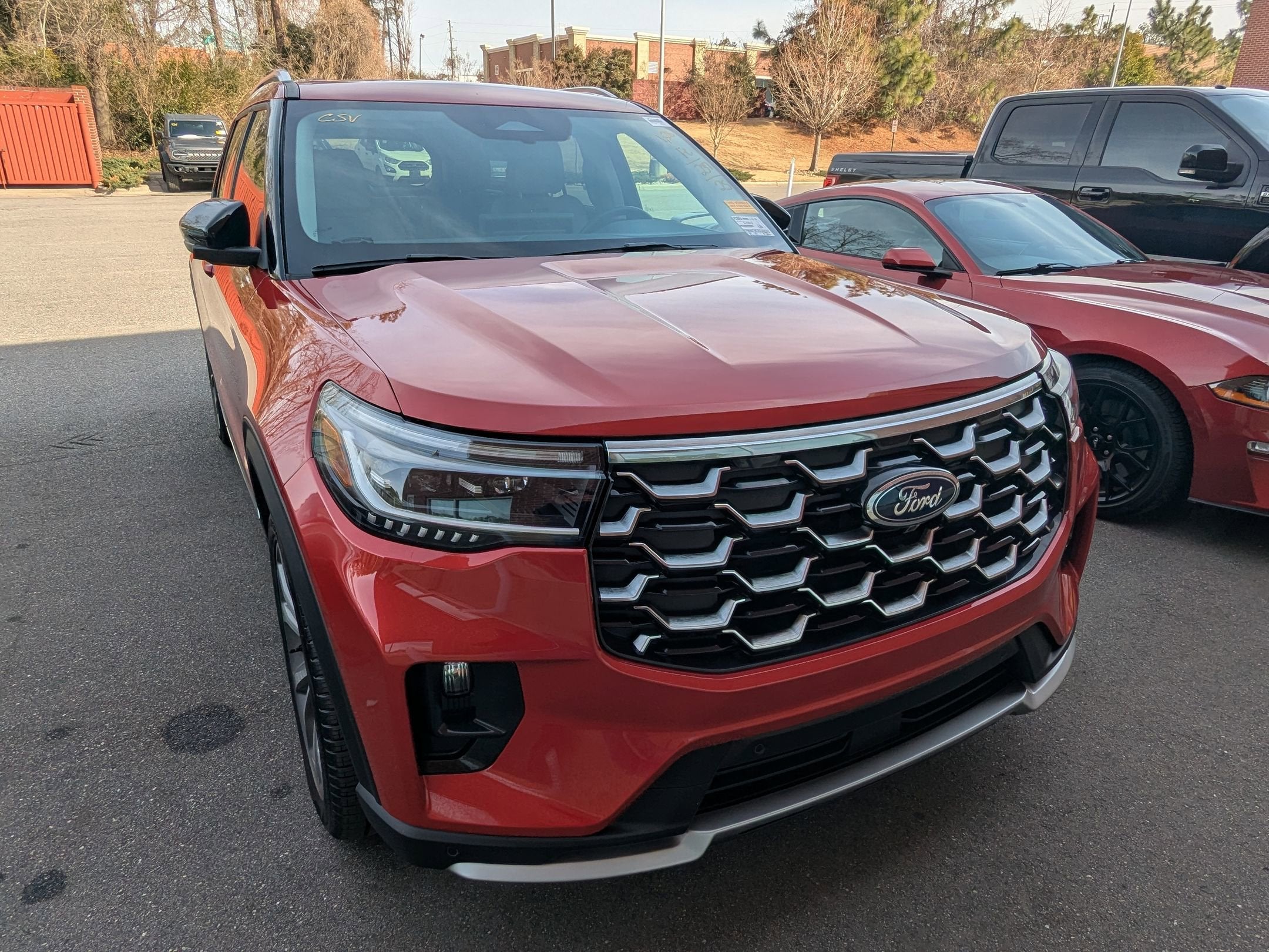 2025 Ford Explorer Platinum