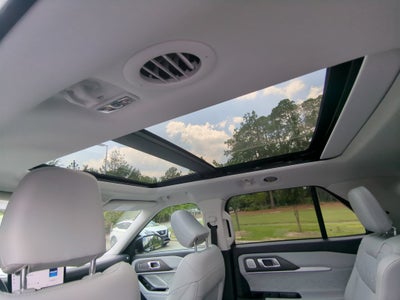 2025 Ford Explorer Platinum
