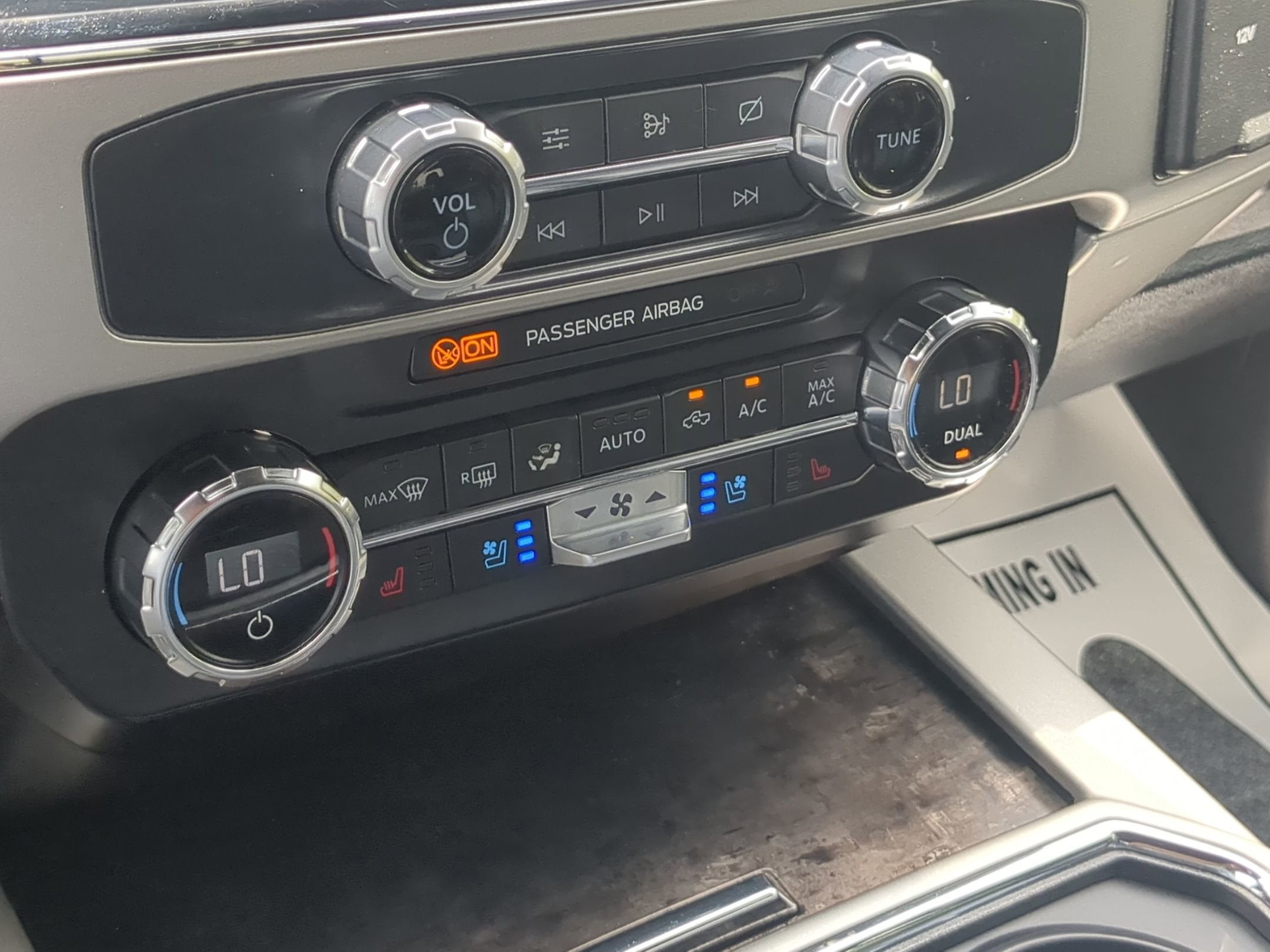 2022 Ford Super Duty F-350 SRW LARIAT