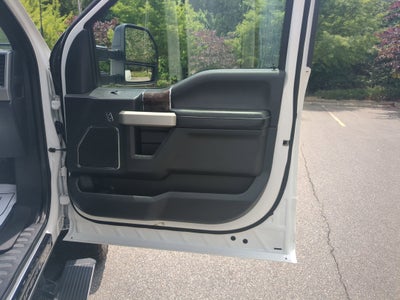 2022 Ford Super Duty F-350 SRW LARIAT