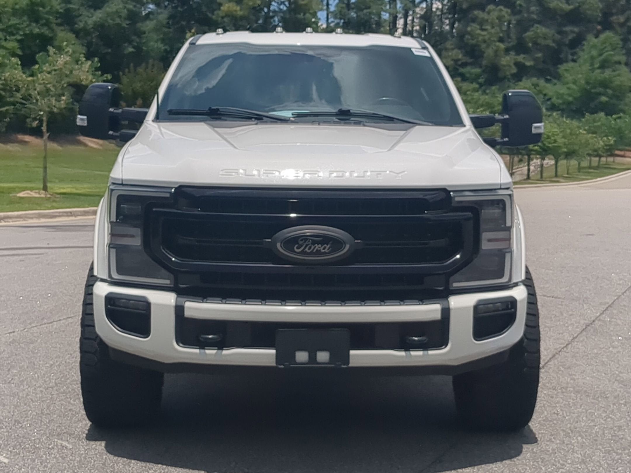 2022 Ford Super Duty F-350 SRW LARIAT