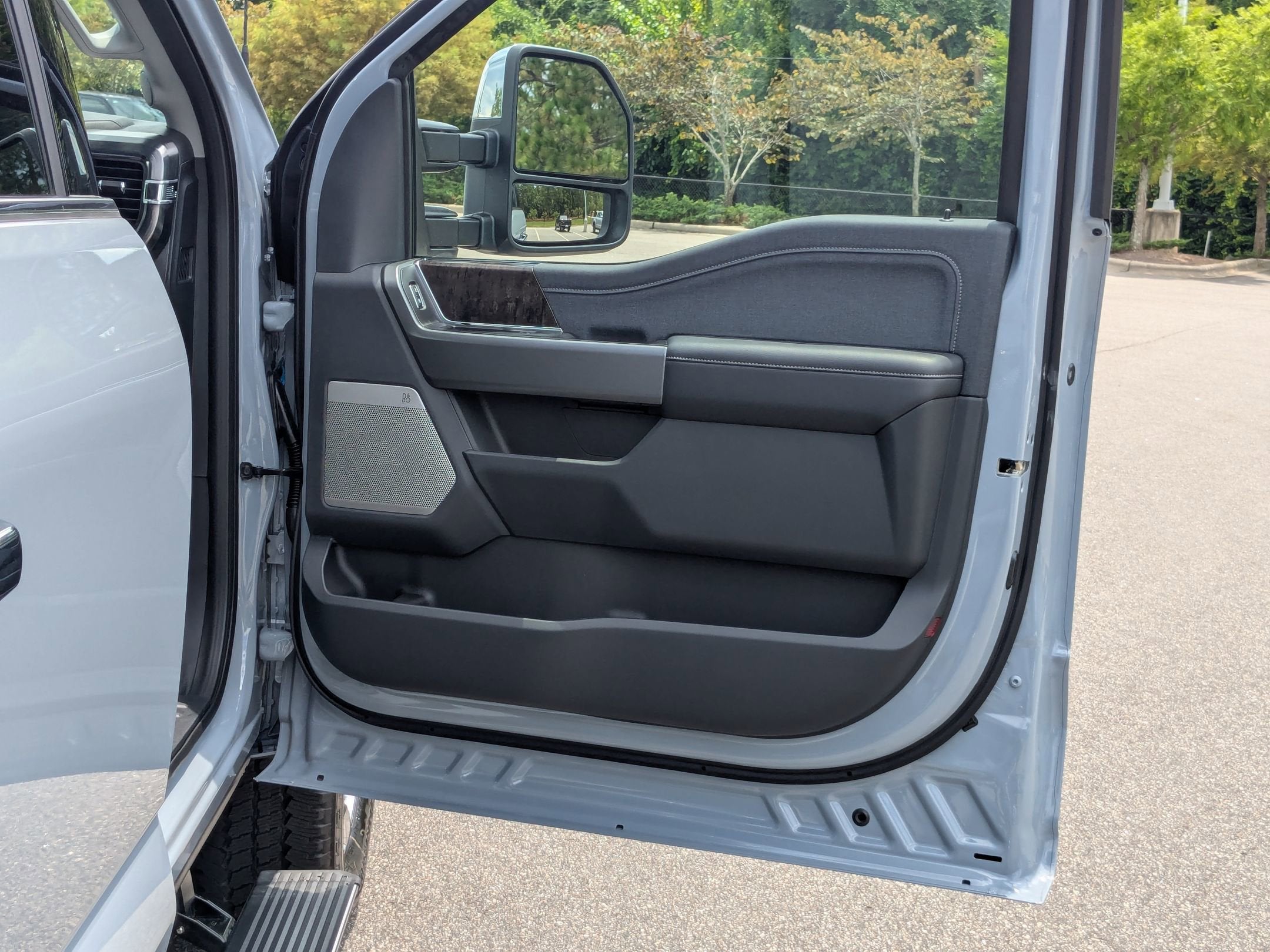 2025 Ford Super Duty F-250 SRW LARIAT