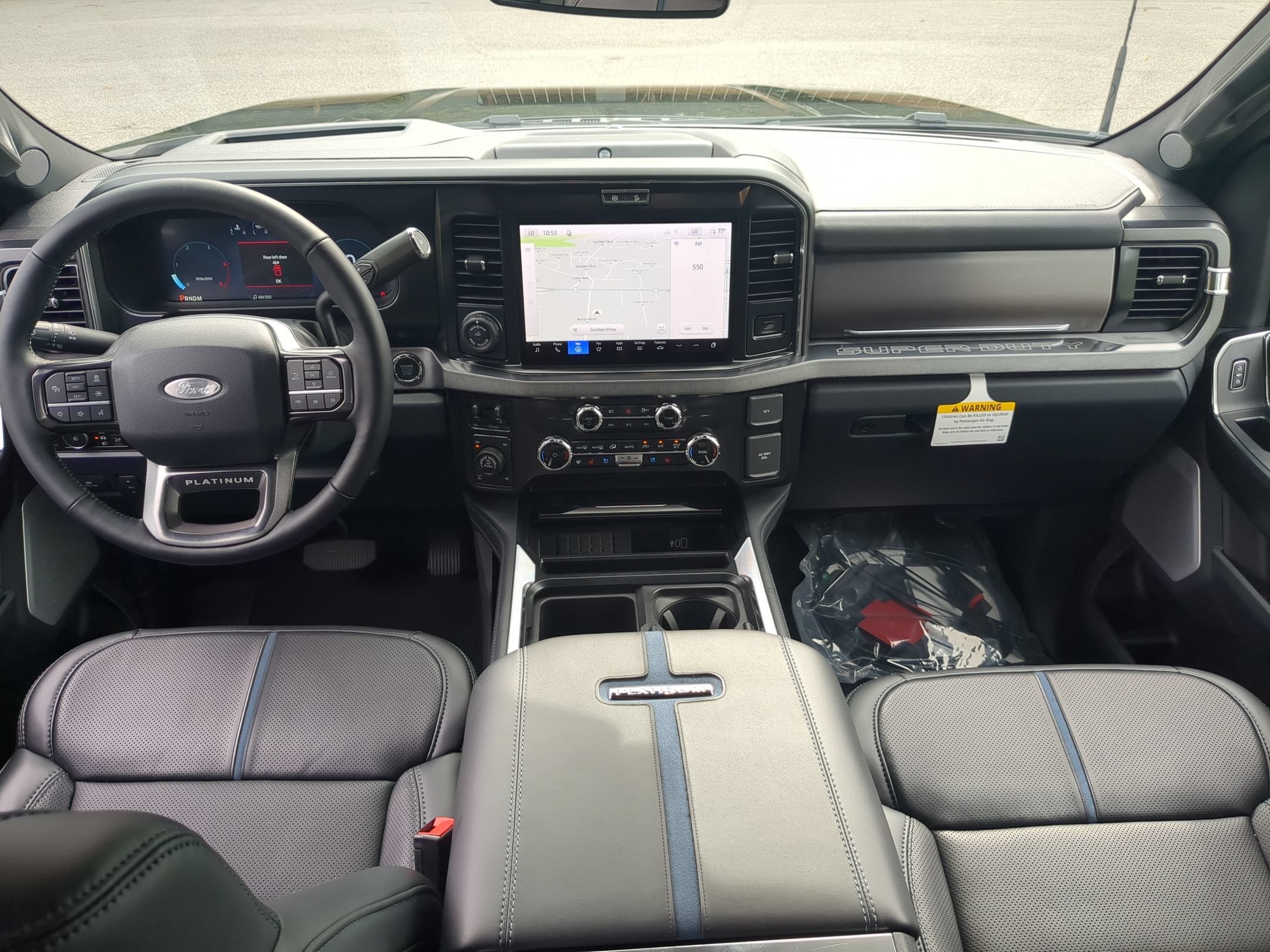 2027 Ford Super Duty F-350 SRW Platinum