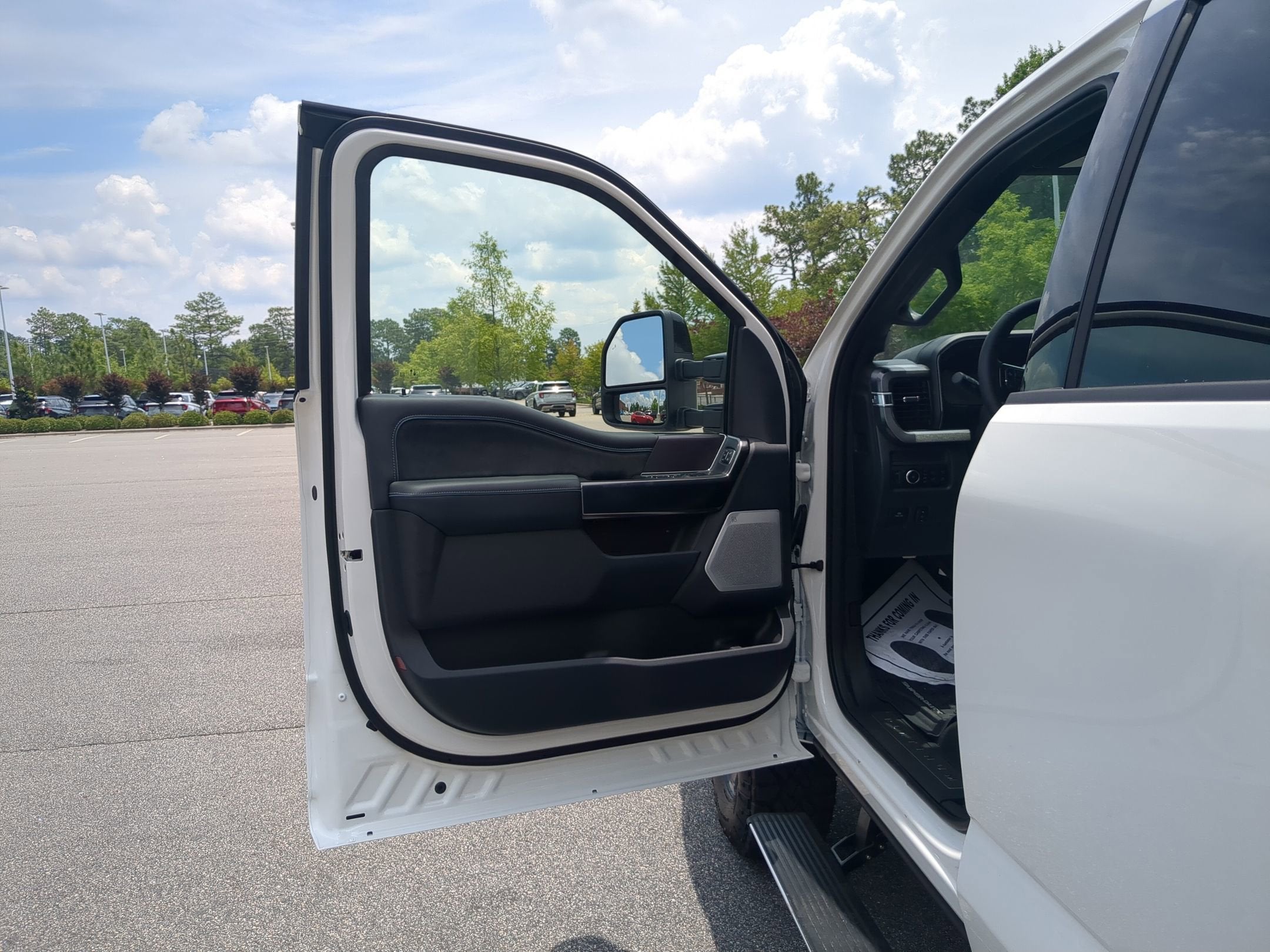 2026 Ford Super Duty F-350 SRW Platinum