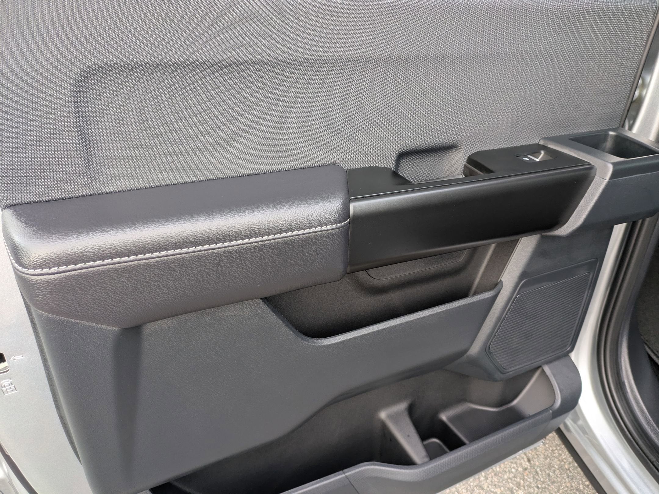 2025 Ford F-150 STX - Photo 26