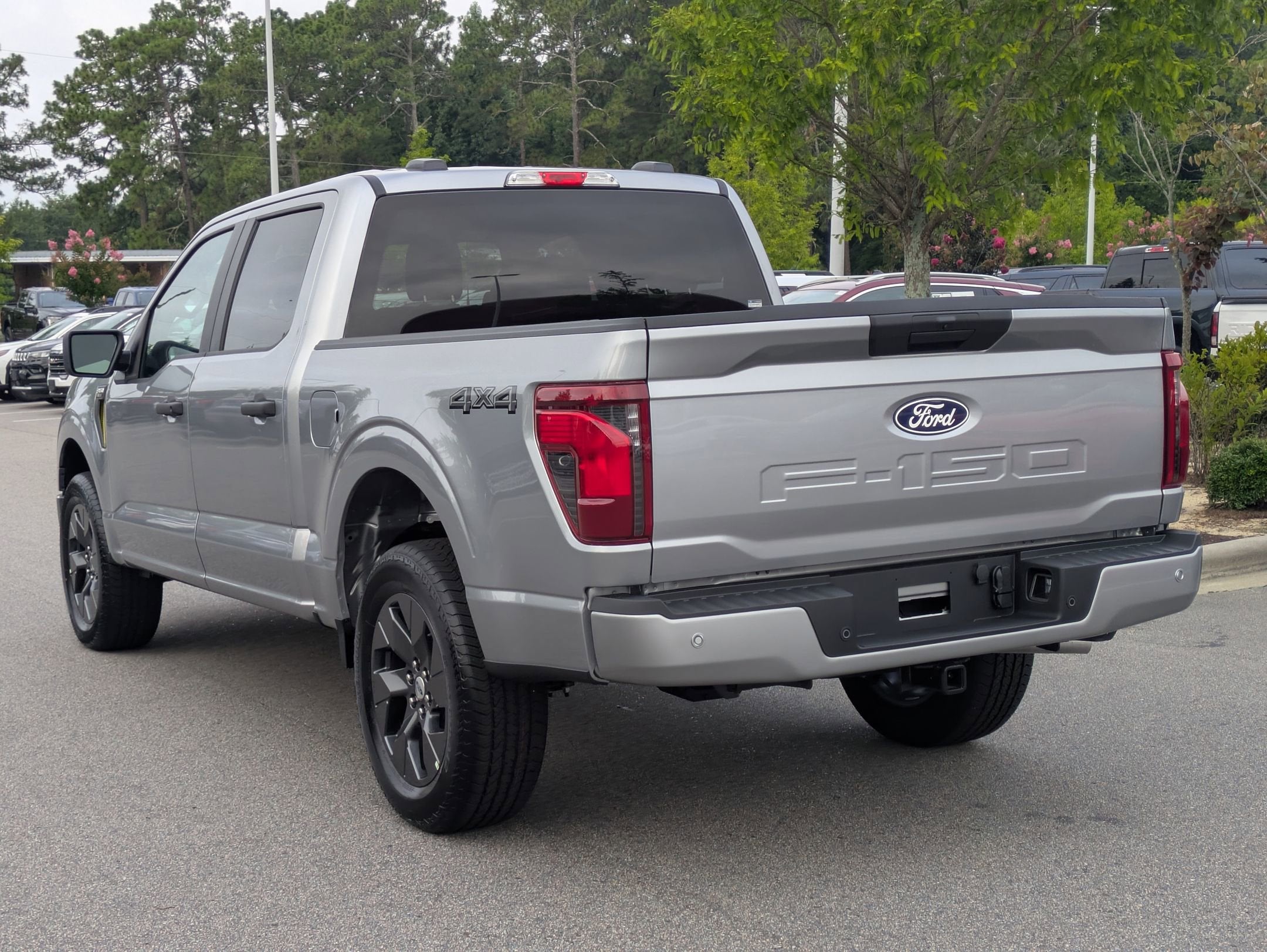 2025 Ford F-150 STX - Photo 6