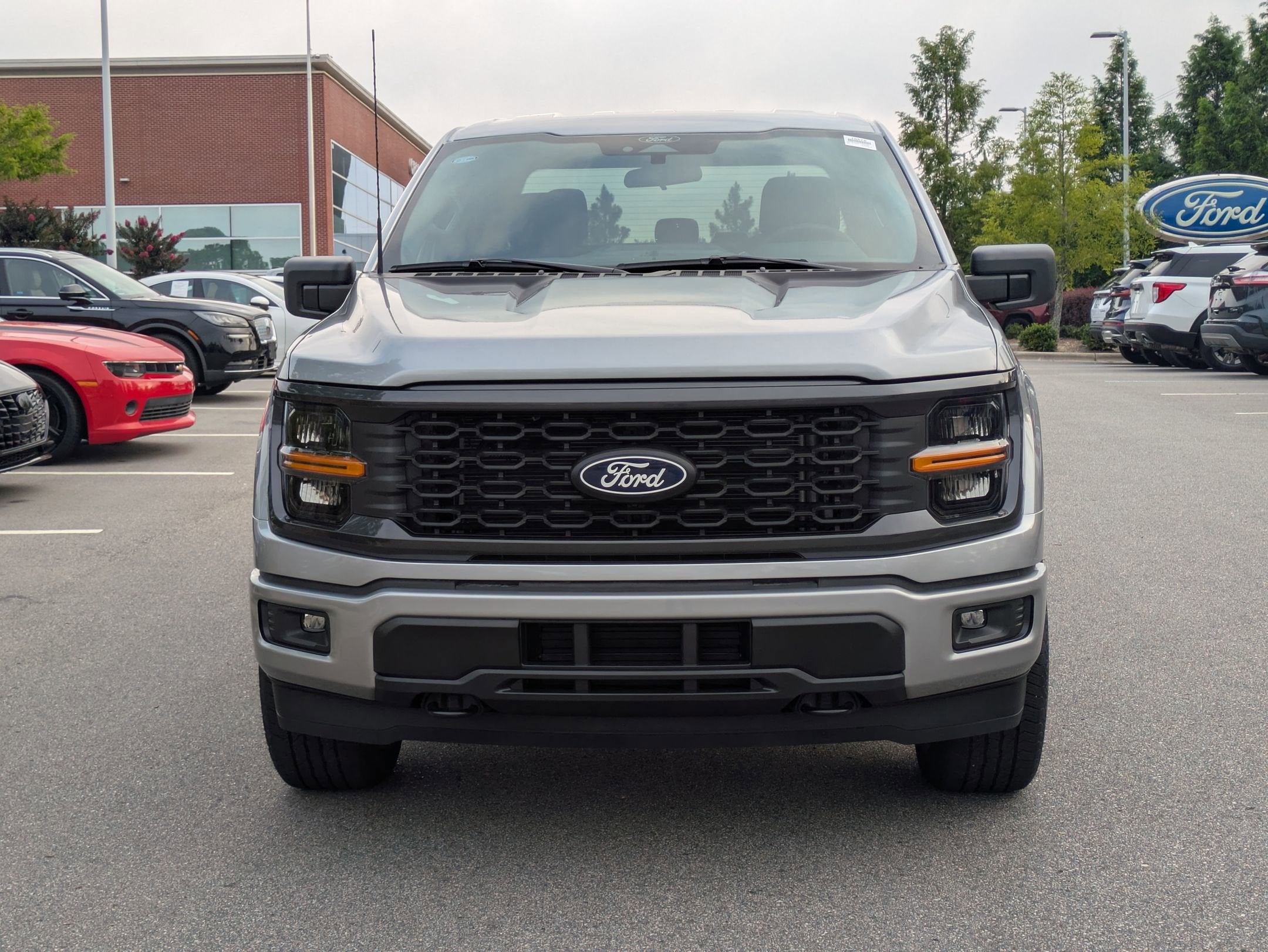 2025 Ford F-150 STX - Photo 9