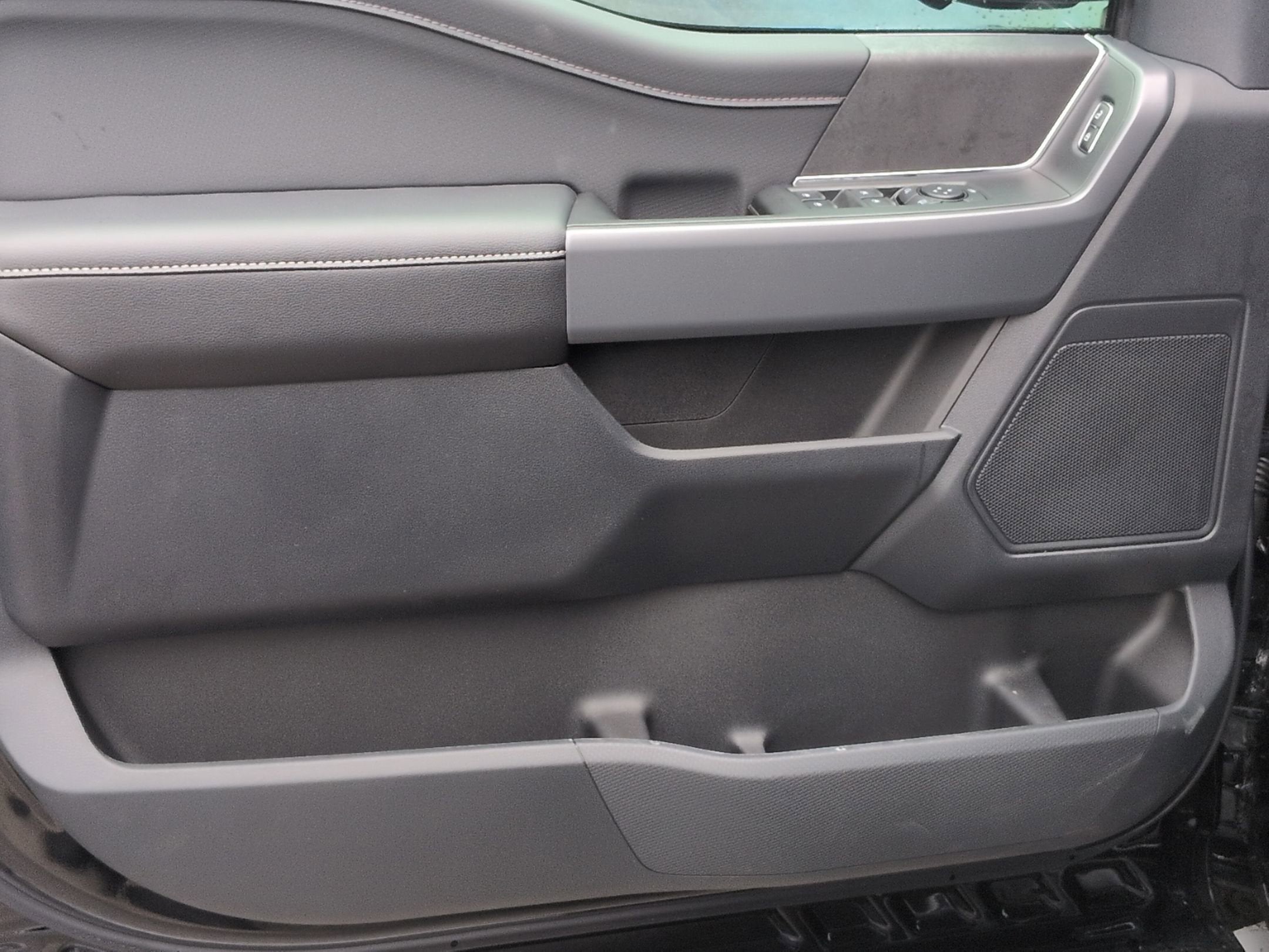 2026 Ford F-150 XLT - Photo 13