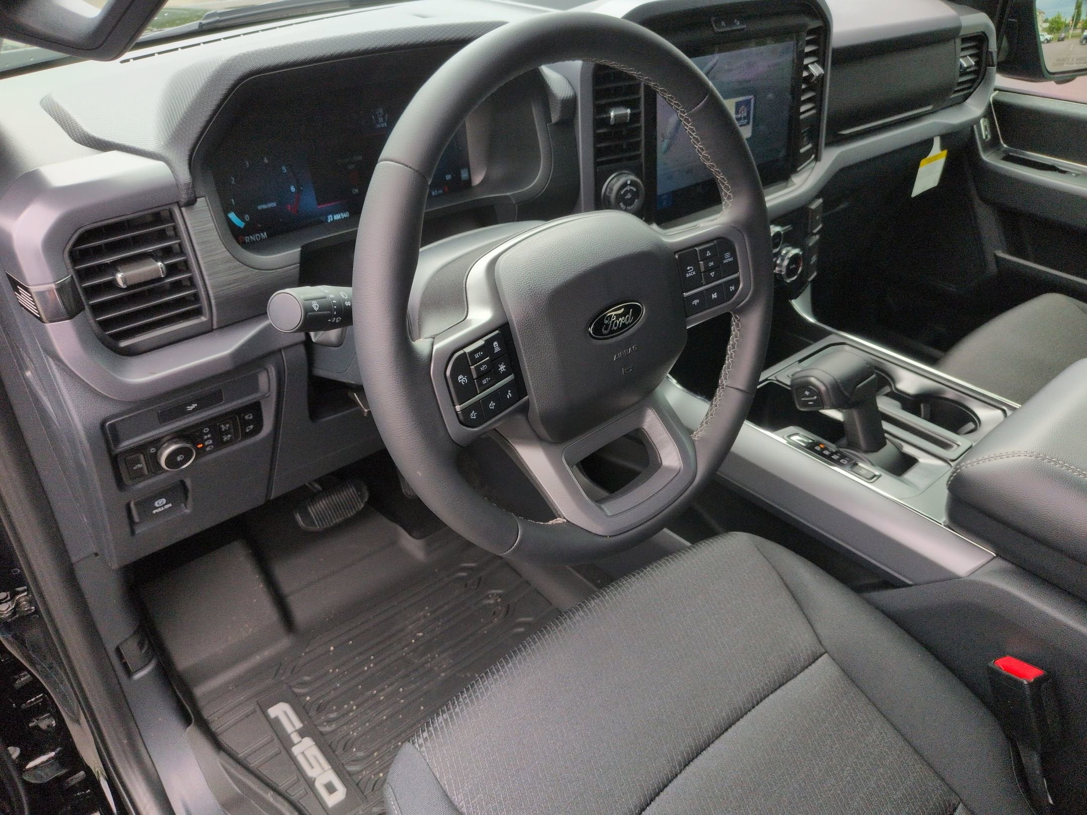 2026 Ford F-150 XLT - Photo 17