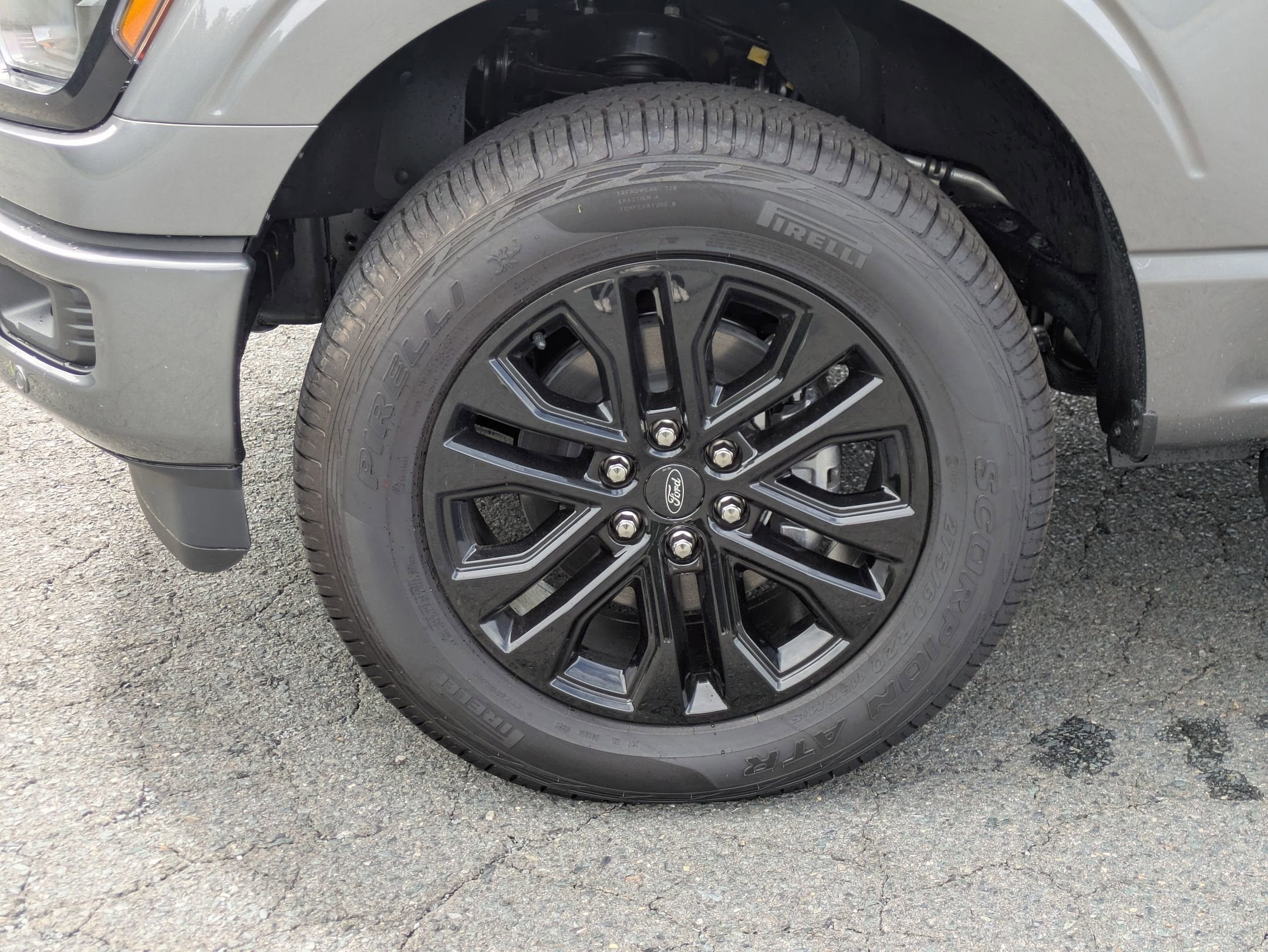 2025 Ford F-150 XLT - Photo 11