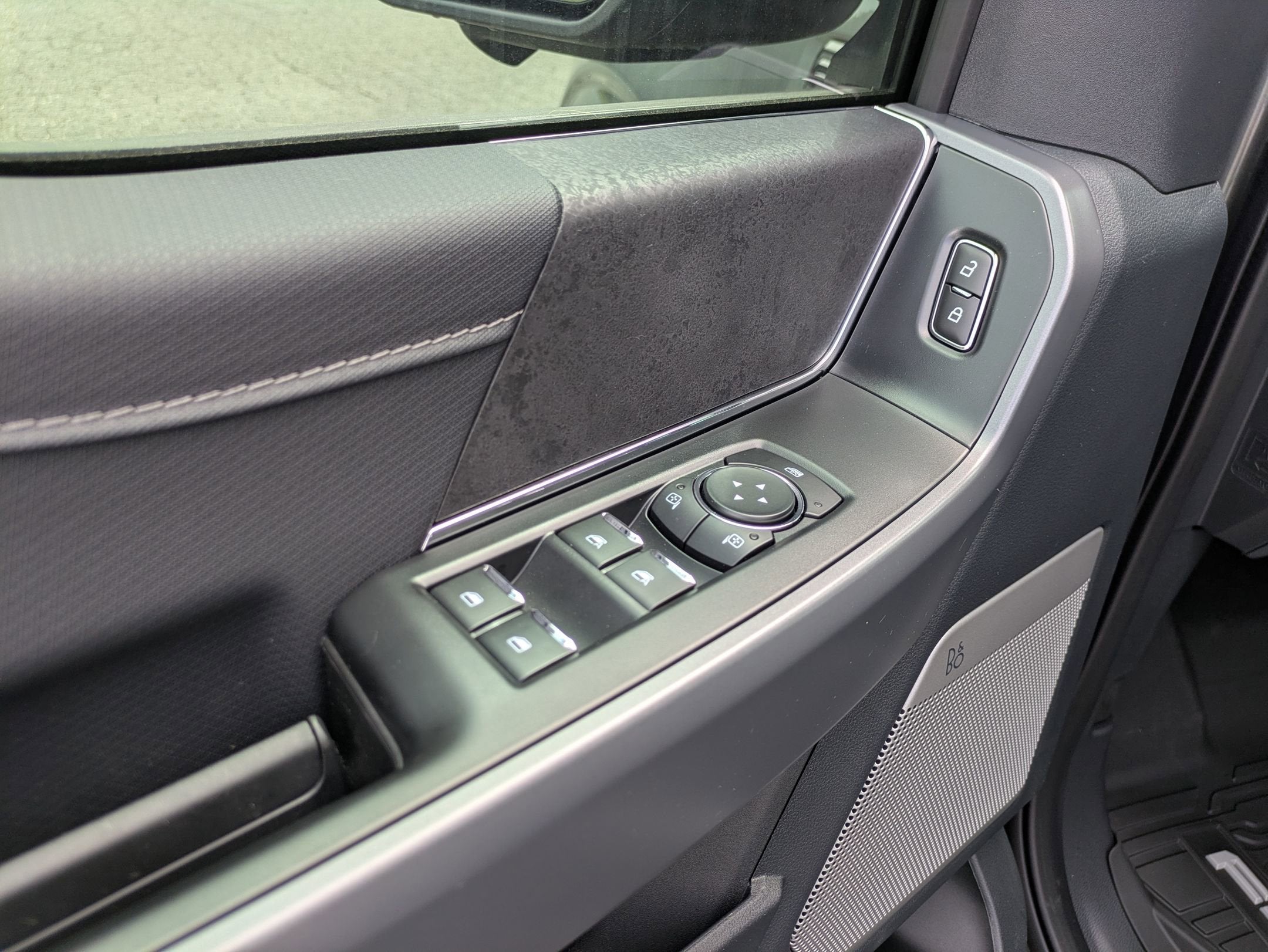 2025 Ford F-150 XLT - Photo 14