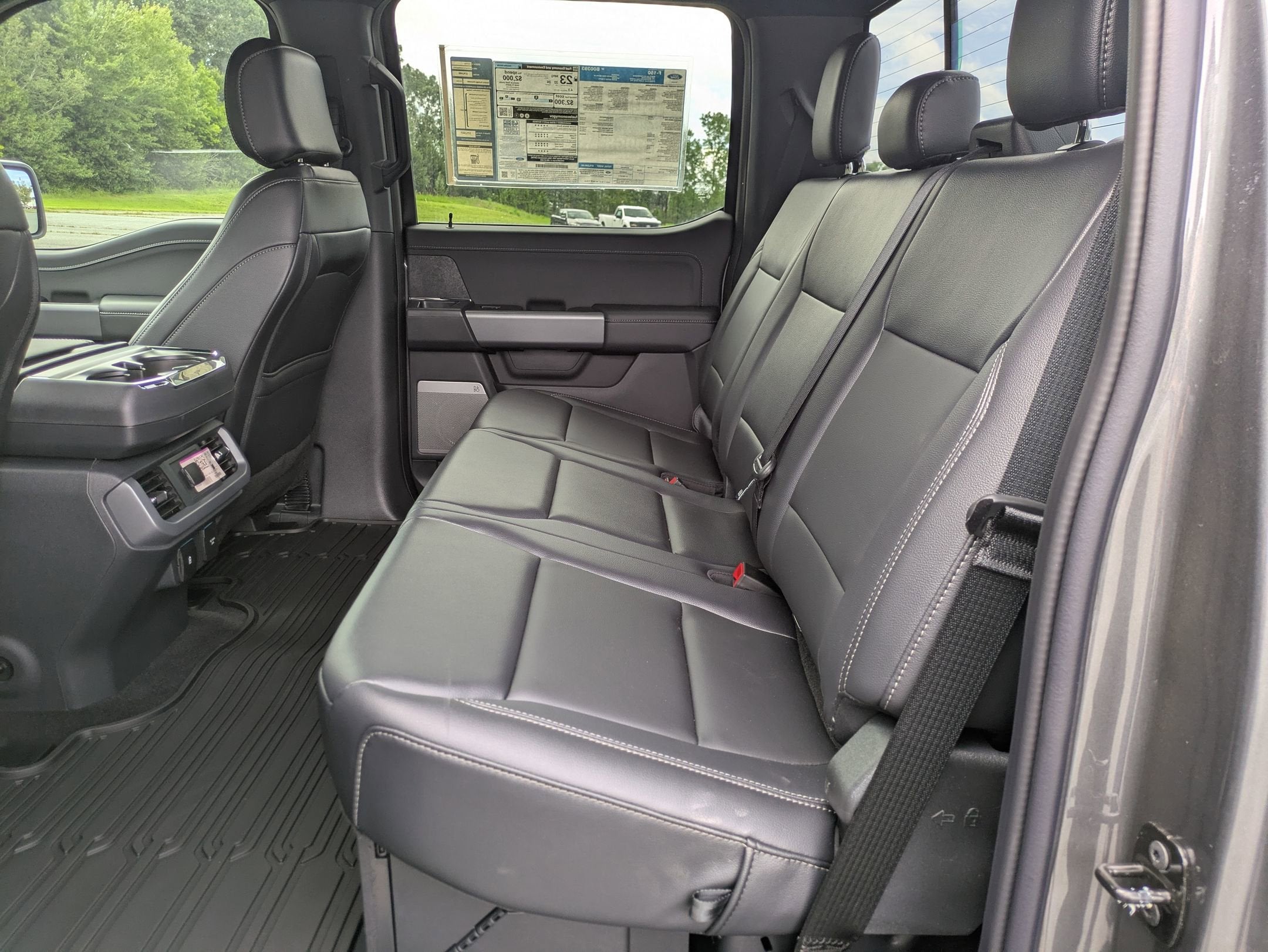 2025 Ford F-150 XLT - Photo 29