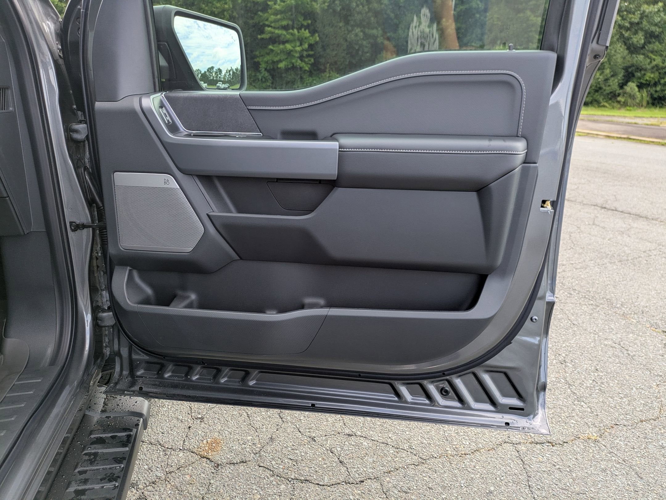 2025 Ford F-150 XLT - Photo 33