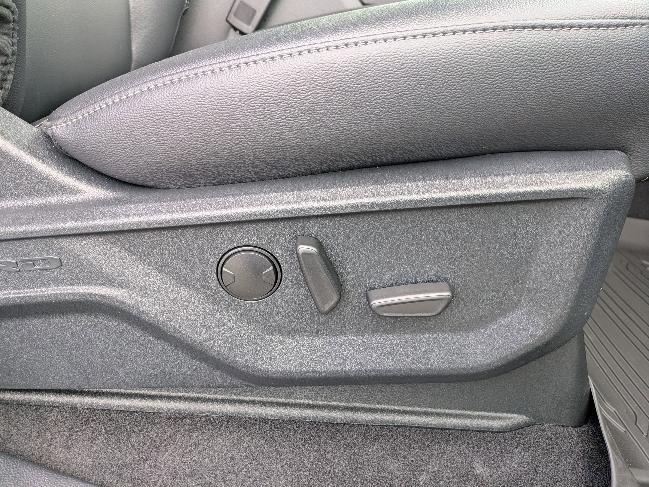 2025 Ford F-150 XLT - Photo 37