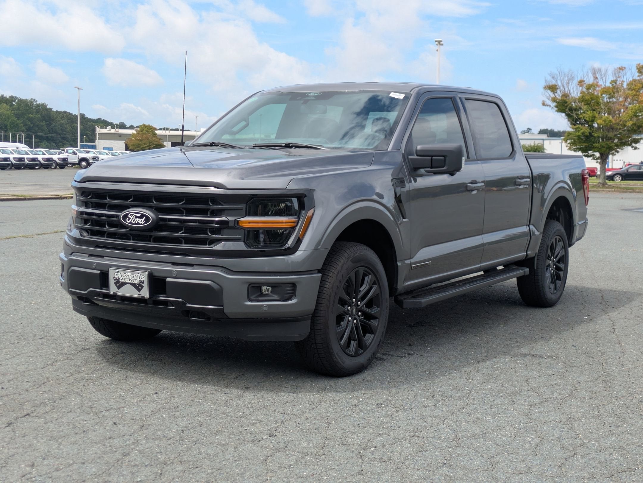 2025 Ford F-150 XLT - Photo 8