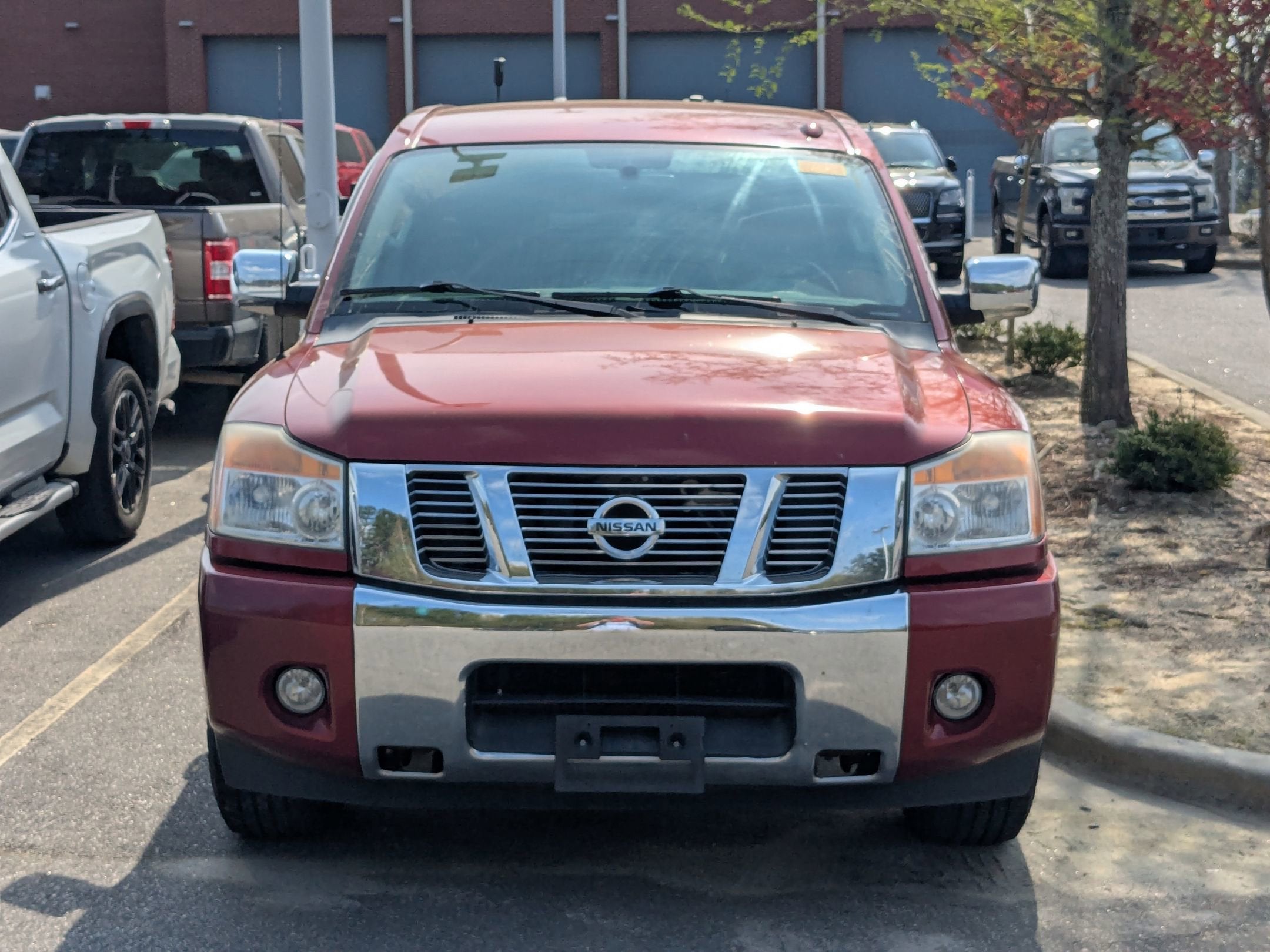 2014 Nissan Titan SV