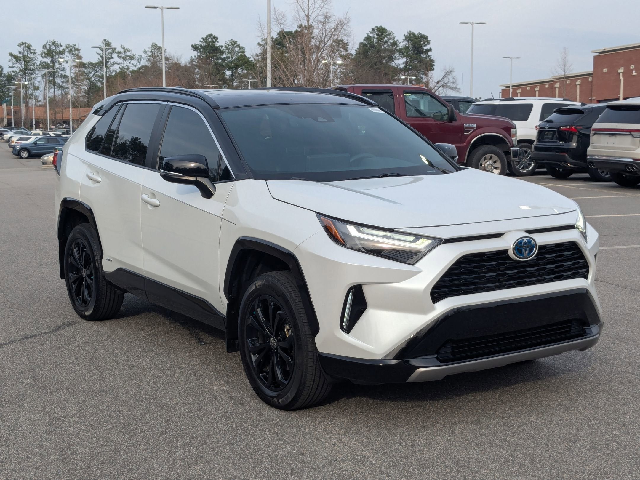 2024 Toyota RAV4 Hybrid XSE