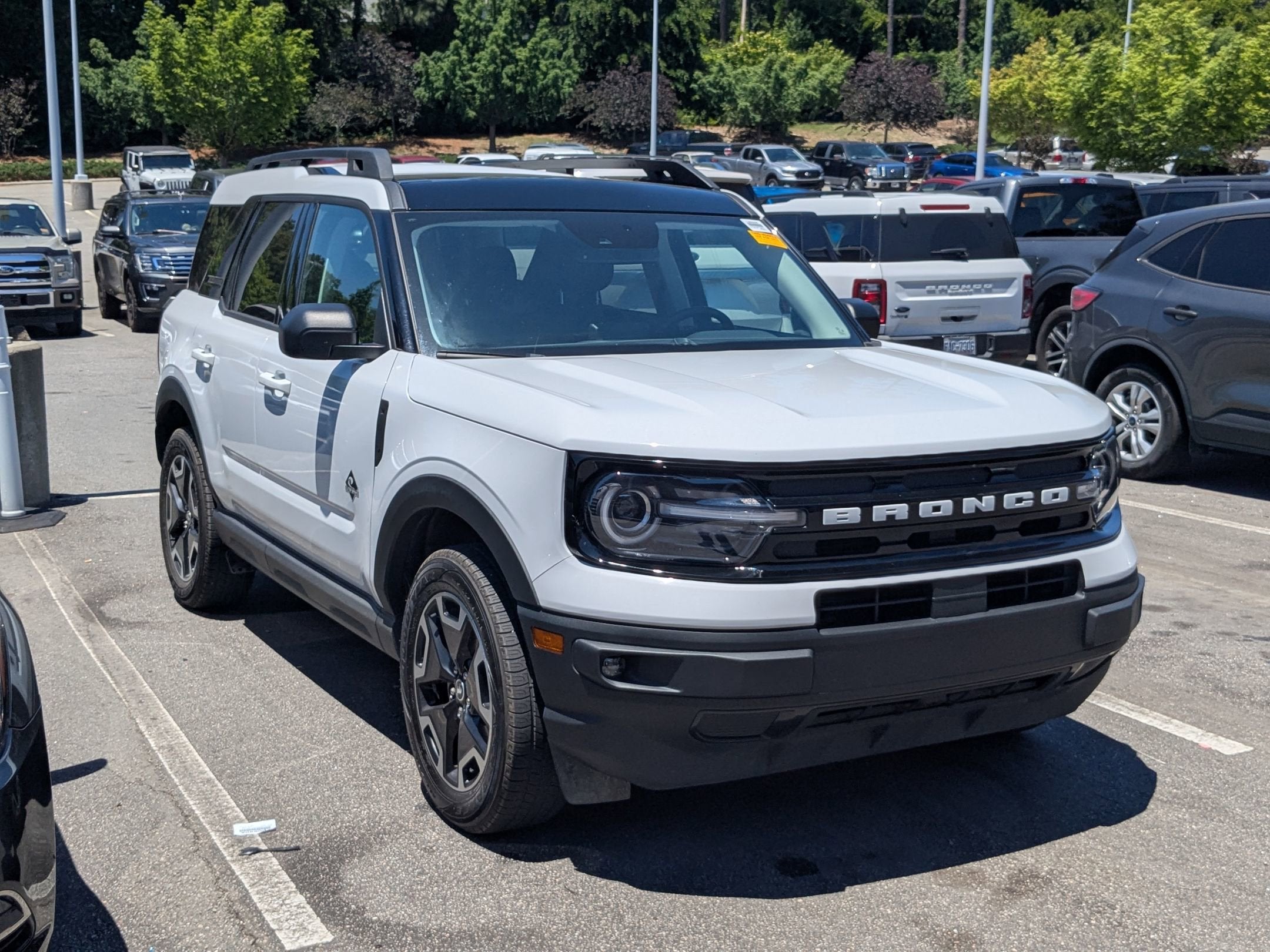 2023 Ford Bronco Sport Outer Banks 4X4's photo