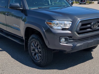 2022 Toyota Tacoma 4WD SR5