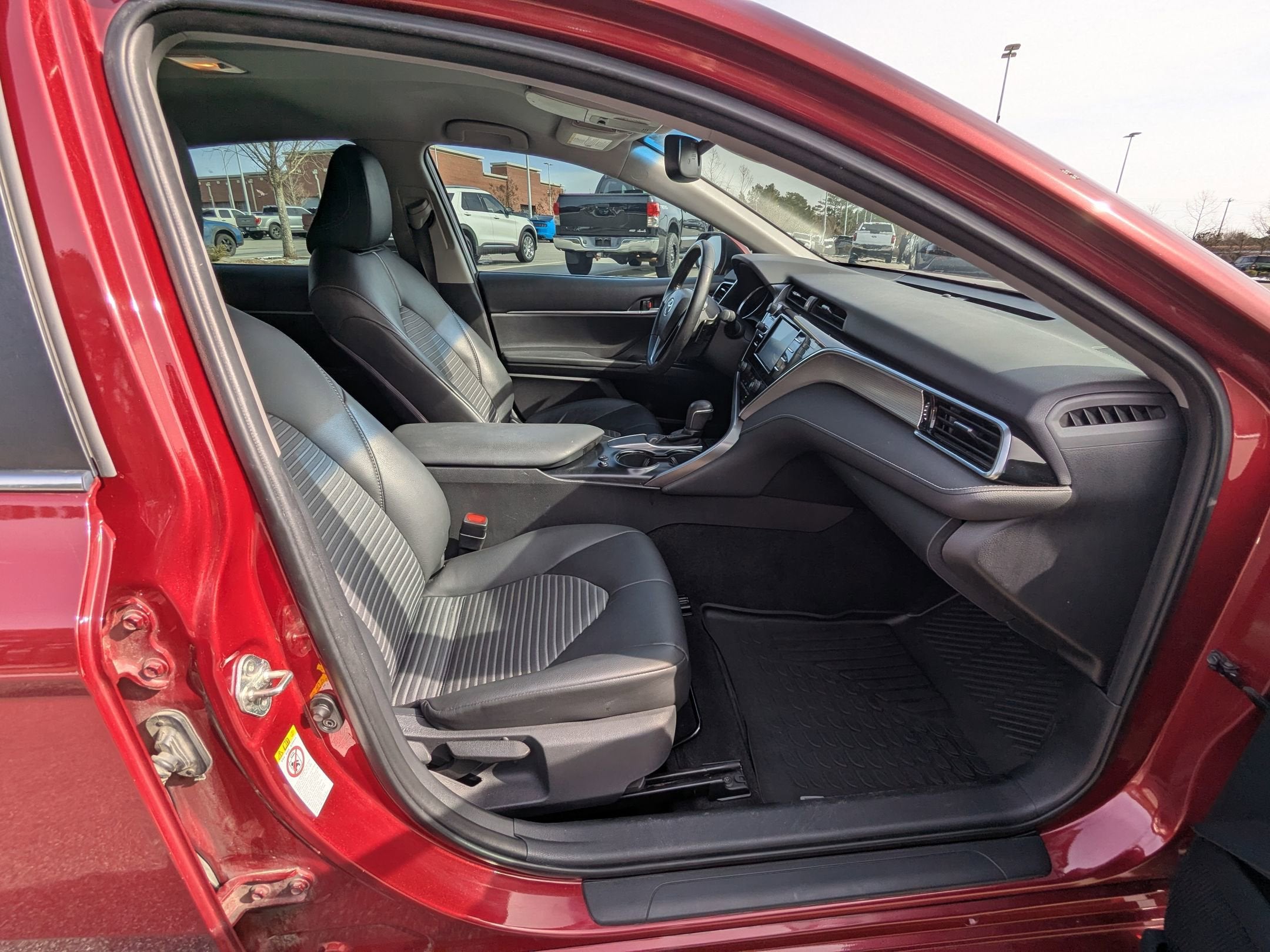 2018 Toyota Camry SE