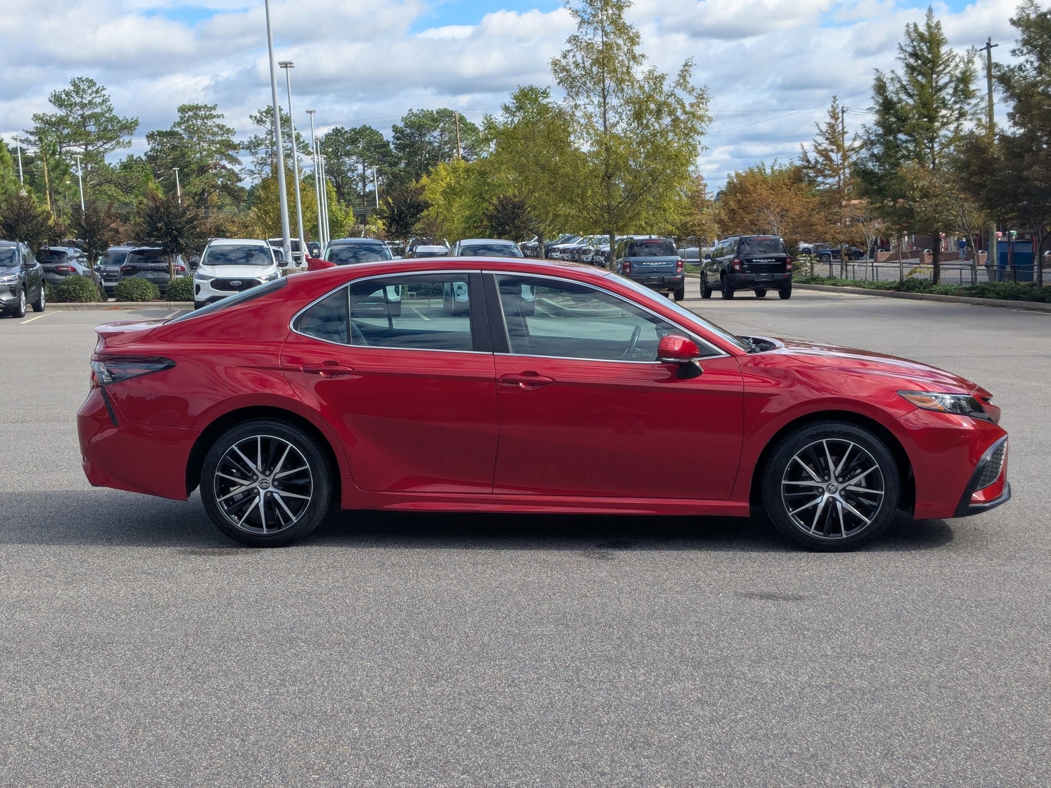 2024 Toyota Camry SE