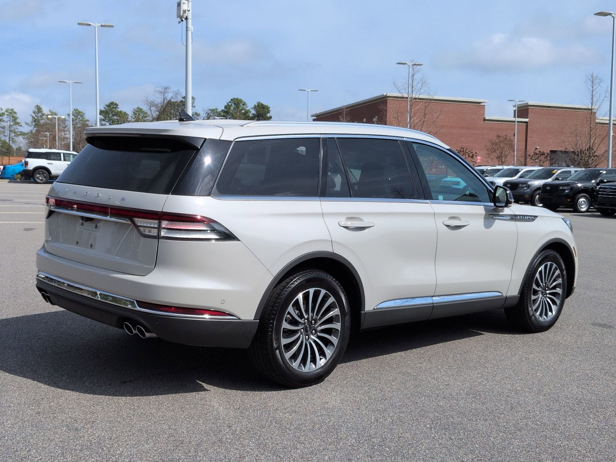 2024 Lincoln Aviator Reserve
