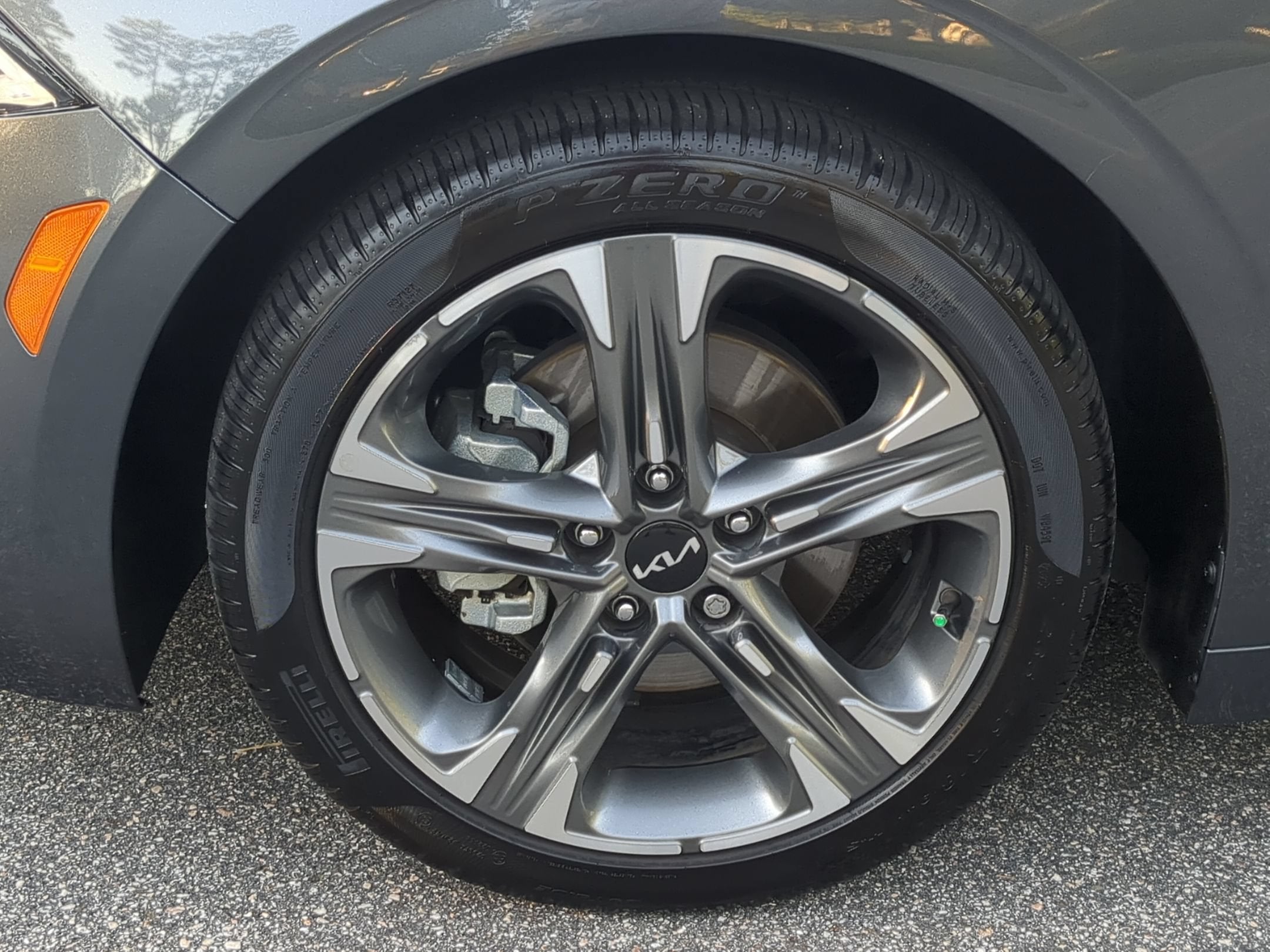 2023 Kia K5 EX