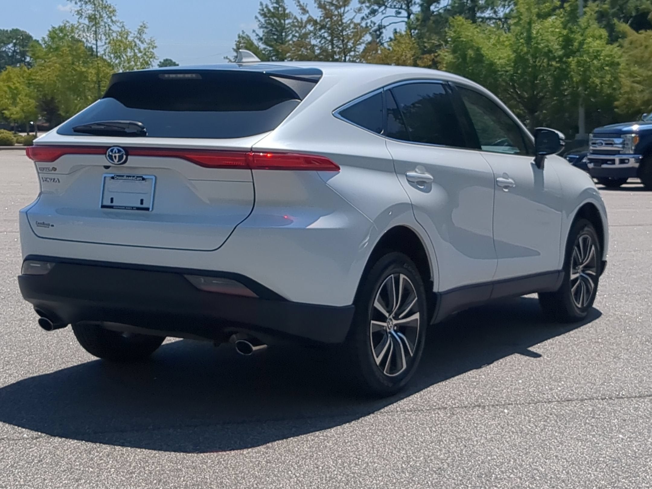 2023 Toyota Venza LE