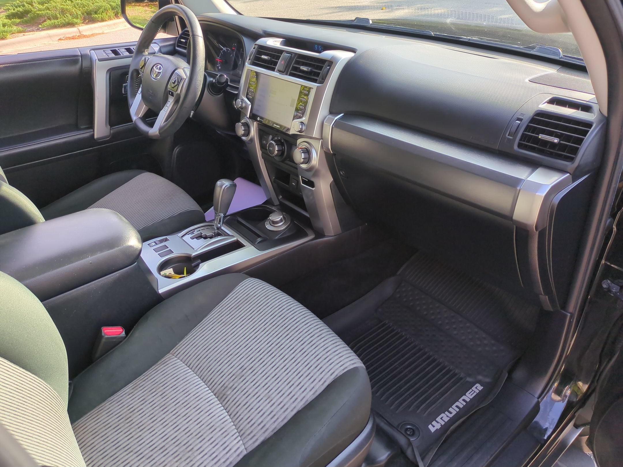 2022 Toyota 4Runner SR5