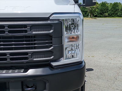 2025 Ford Super Duty F-350 DRW XL