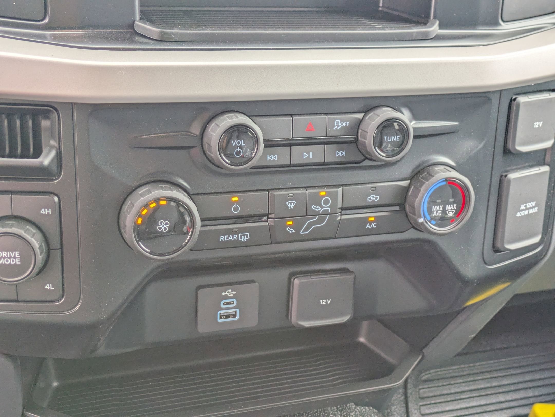 2025 Ford Super Duty F-450 DRW XL