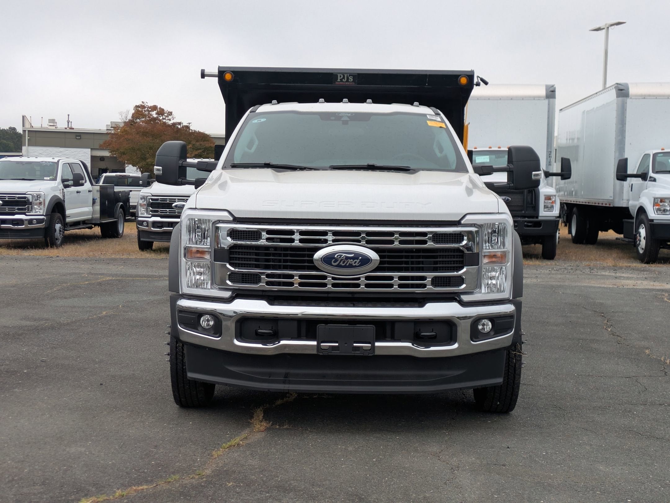 2025 Ford Super Duty F-450 DRW XL