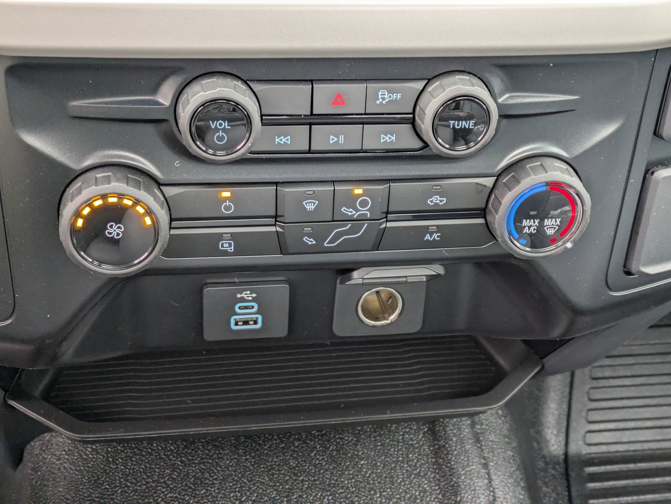 2025 Ford Super Duty F-350 SRW XL