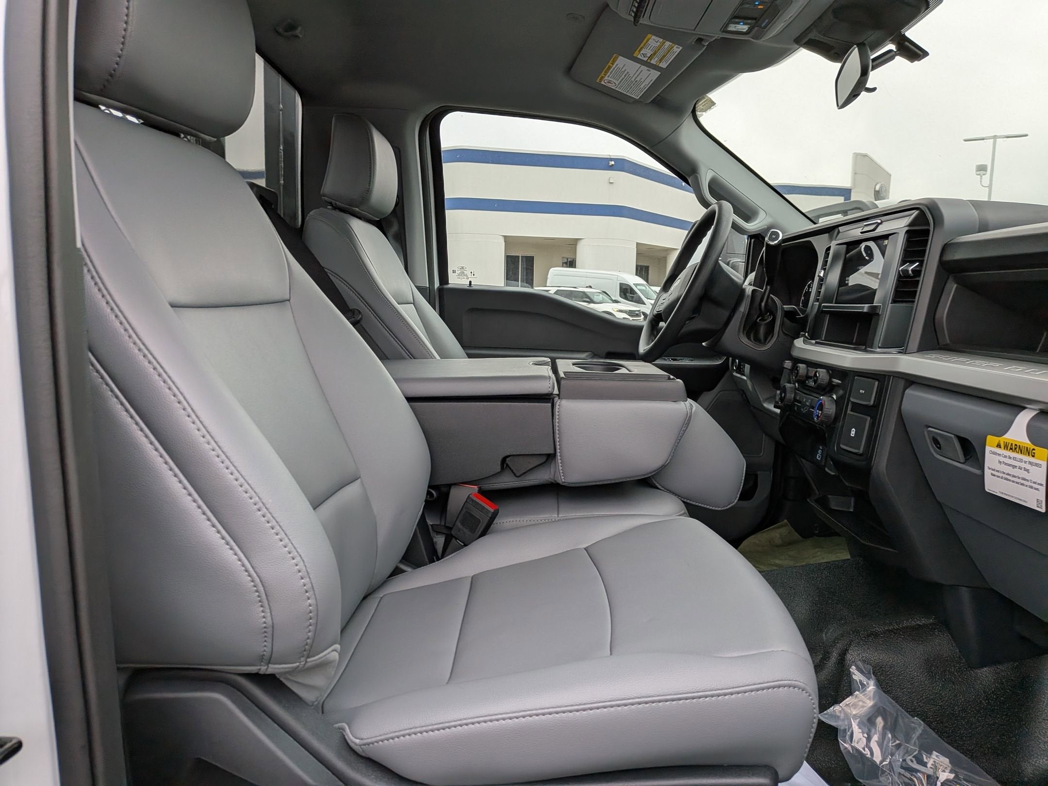 2025 Ford Super Duty F-350 SRW XL