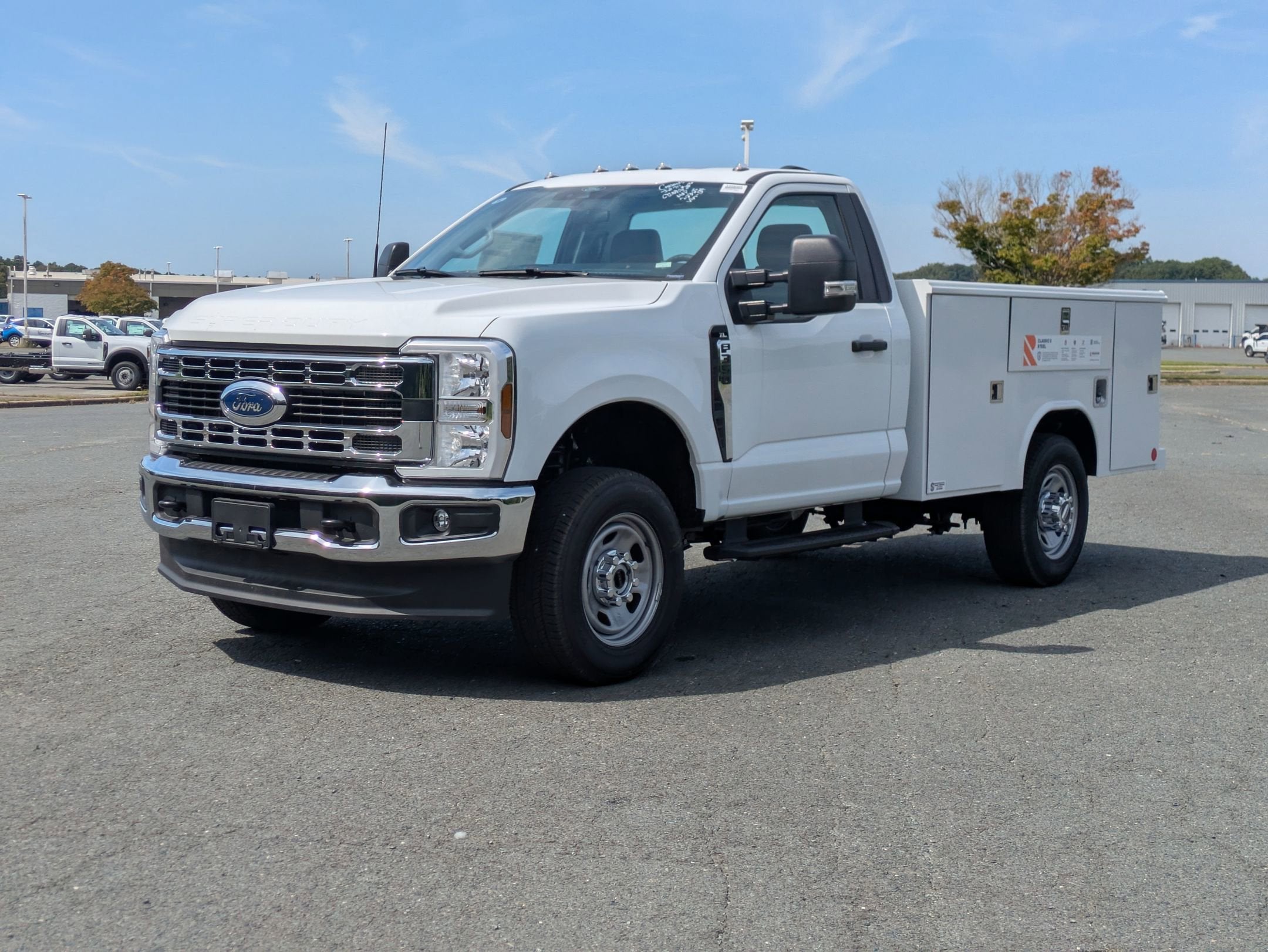 2025 Ford Super Duty F-350 SRW XL