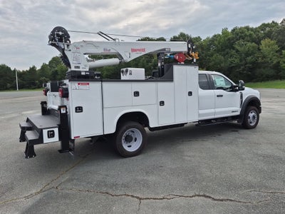 2026 Ford Super Duty F-550 DRW XLT