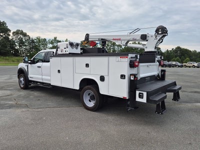 2026 Ford Super Duty F-550 DRW XLT