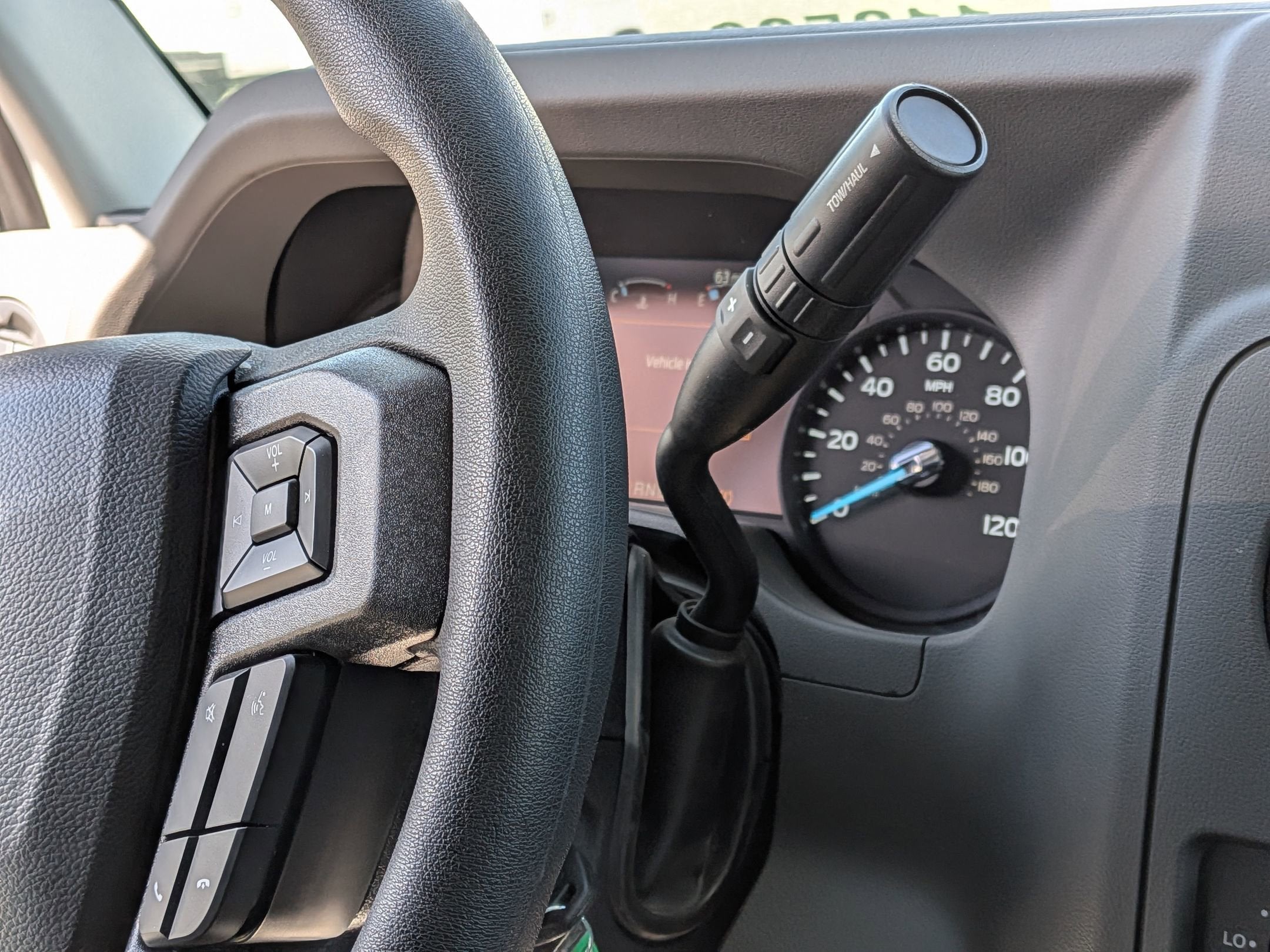 2026 Ford E-Series Cutaway Base