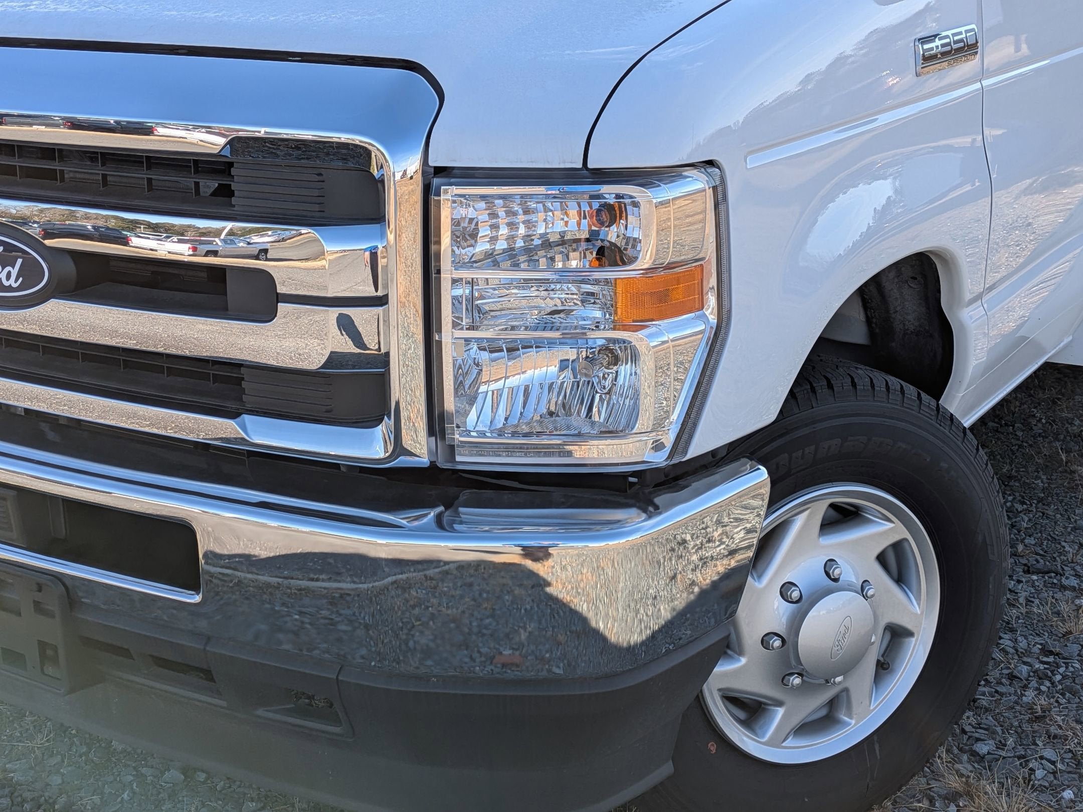 2026 Ford E-Series Cutaway Base