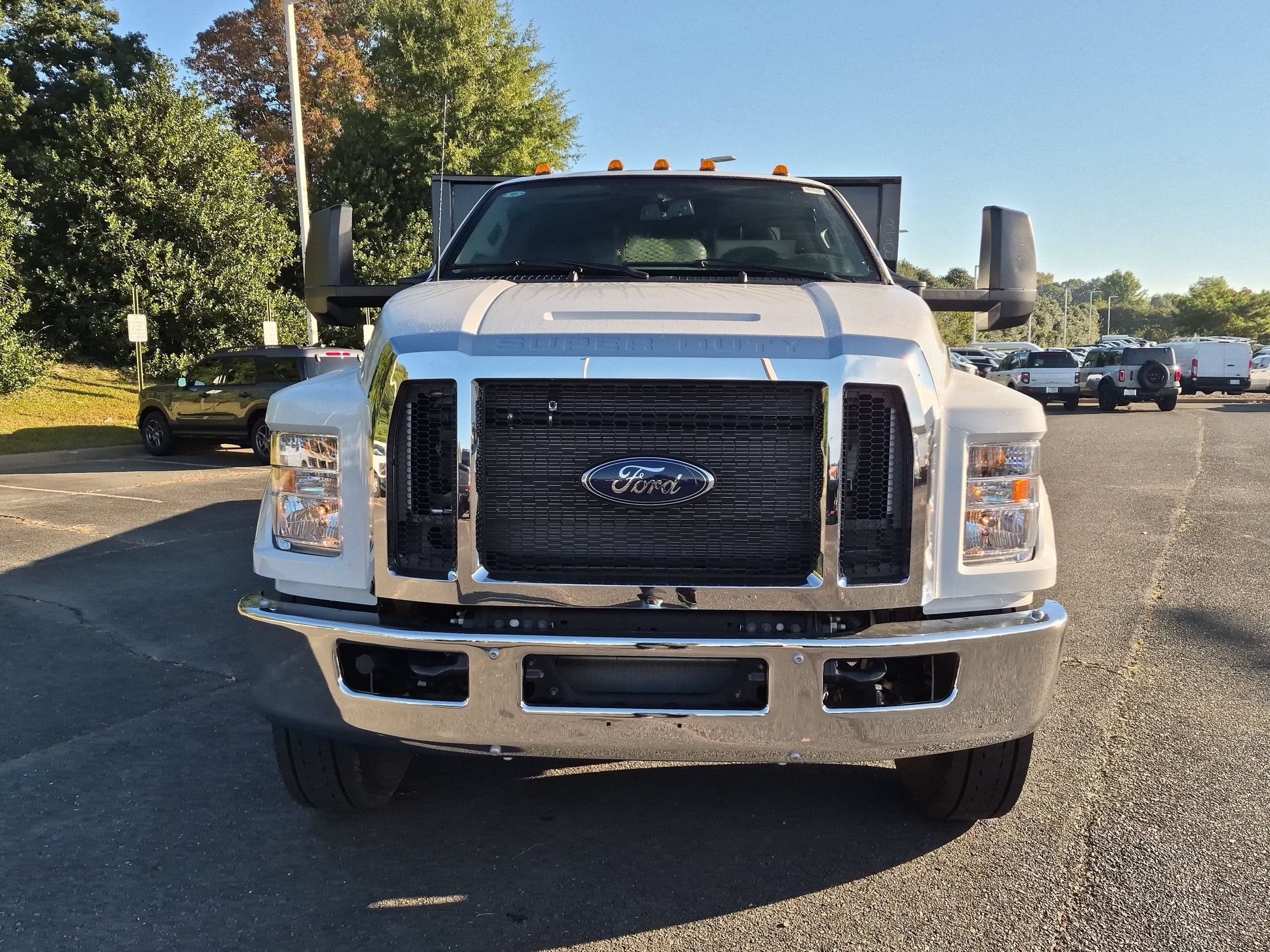 2027 Ford F-750SD Base