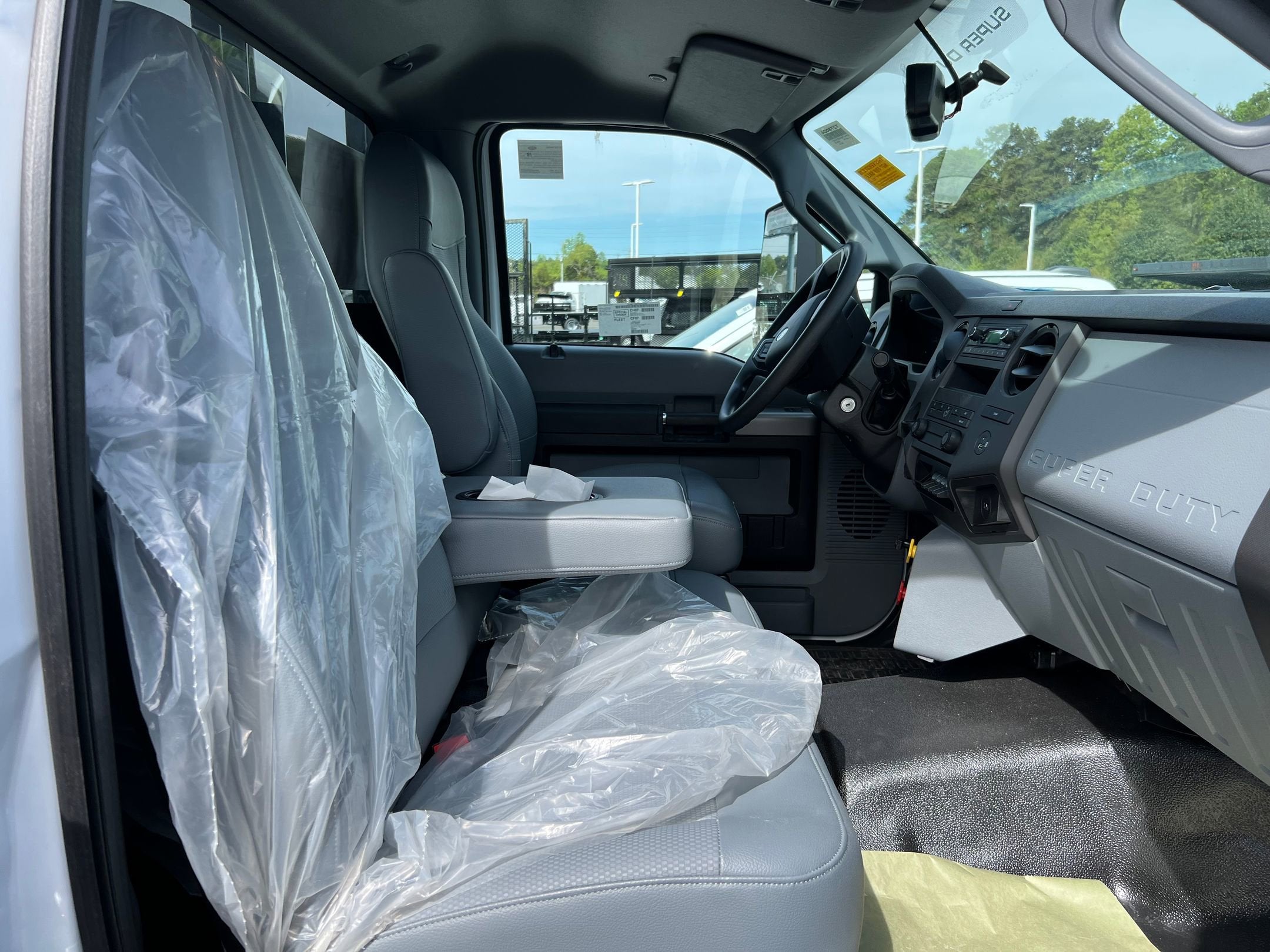 2027 Ford F-750SD Base