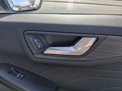 2026 Ford Escape Platinum