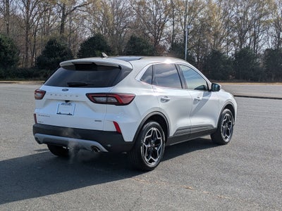 2026 Ford Escape Platinum